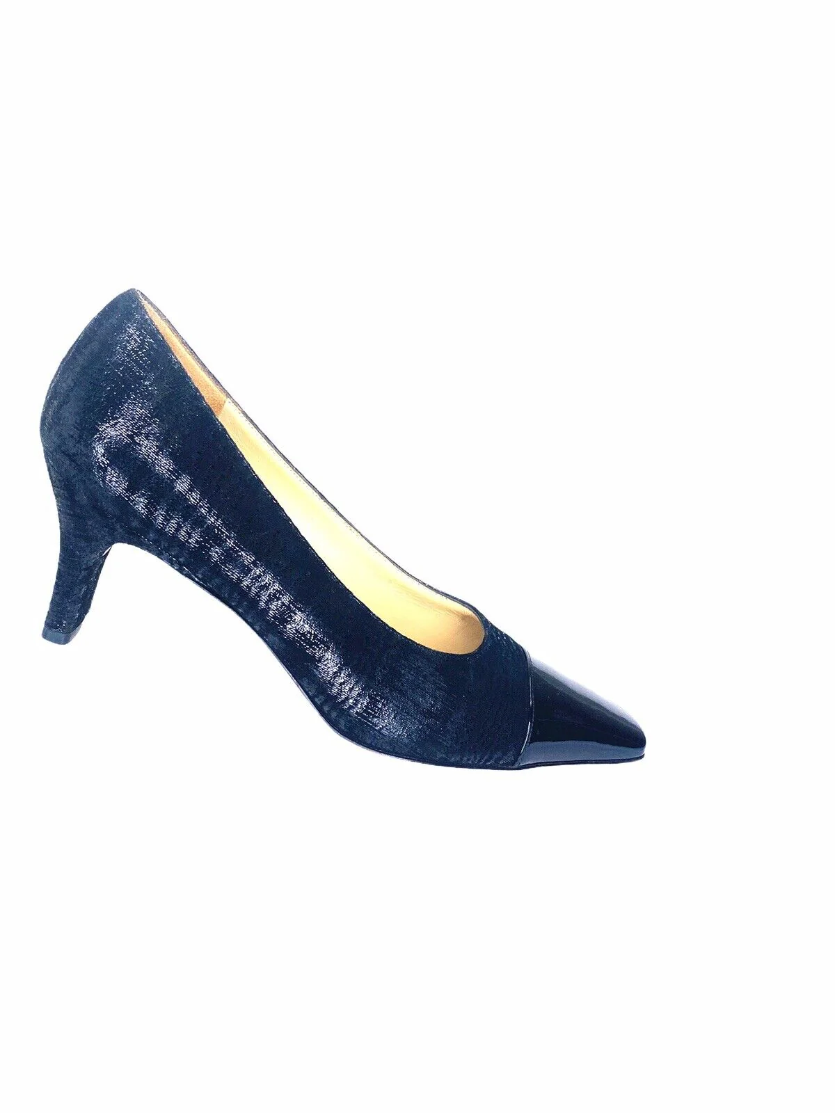 Us 7b Classic Pumps Shoes Black Patent Leather 3” Heels by Salvatore Ferragamo - Image 4