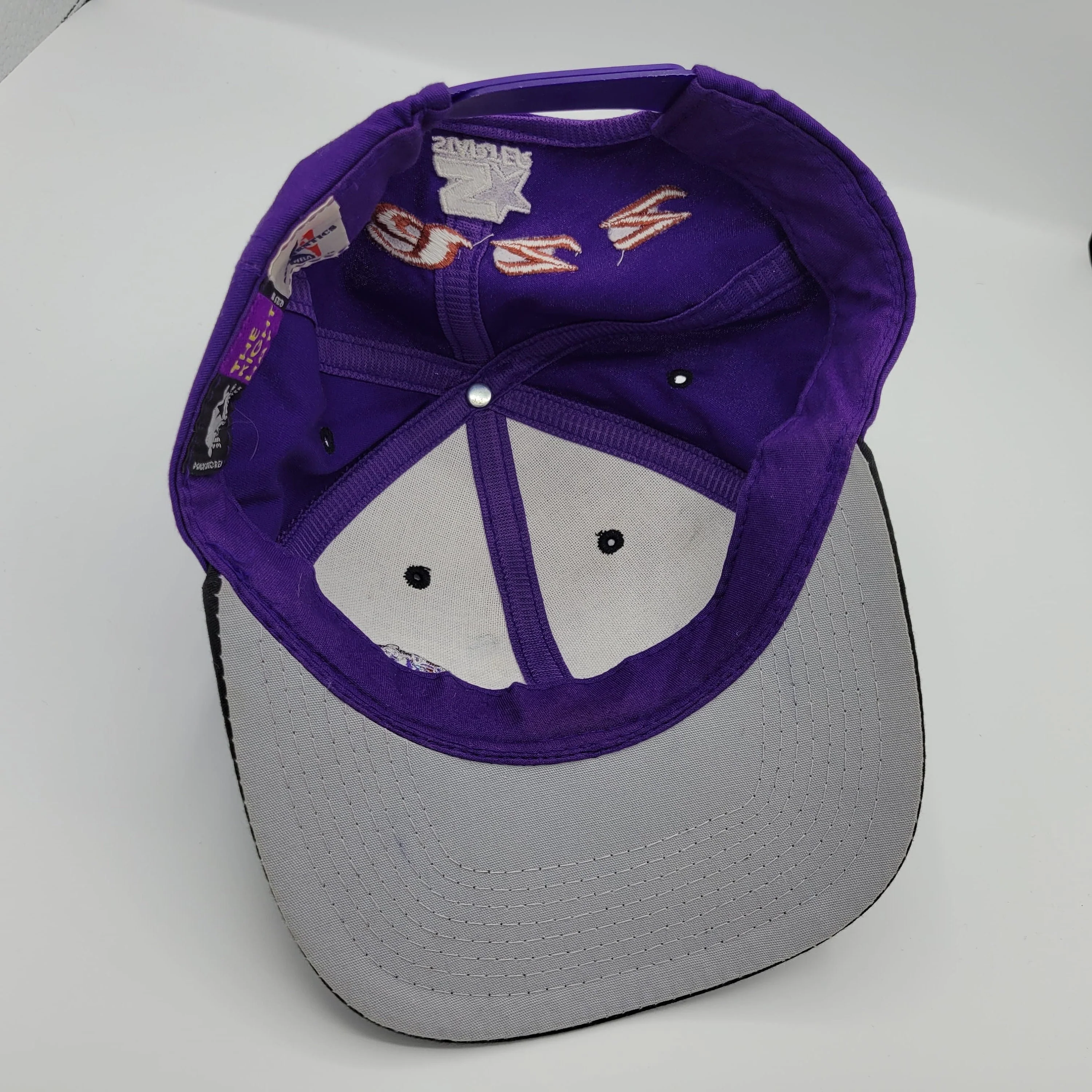 Utah Jazz Vintage 90s Starter Snapback Hat - One Size Fits All - Image 4