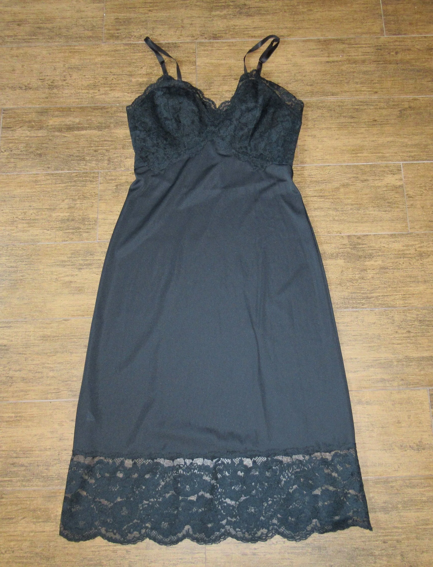 Van Raalte Slip Black Suavette Nylon Beautifully Shaped Lace Bodice Front and Back Sheer Lace Hemline Vintage by Van Raalte - Image 7