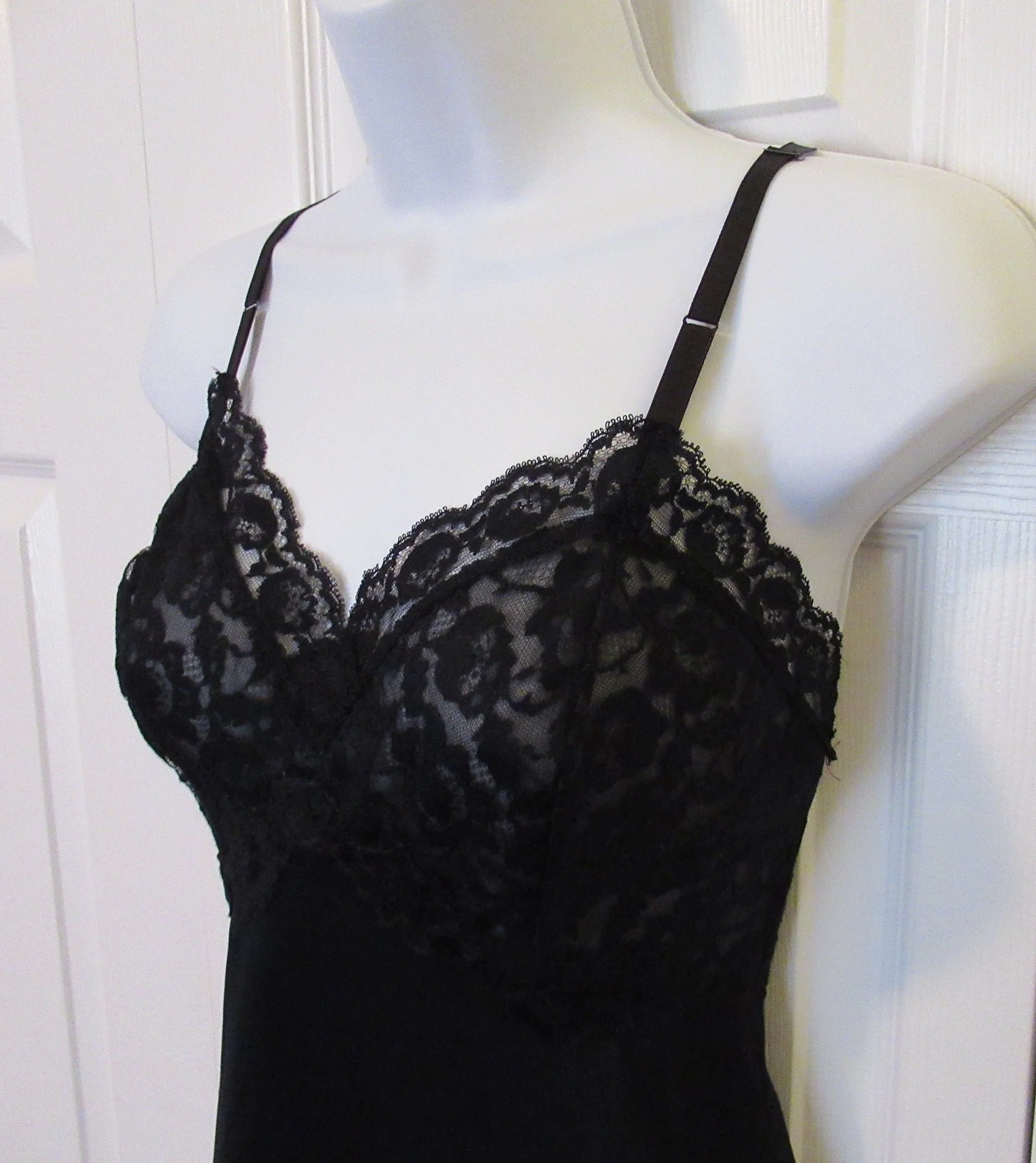 Van Raalte Slip Black Suavette Nylon Beautifully Shaped Lace Bodice Front and Back Sheer Lace Hemline Vintage by Van Raalte - Image 9