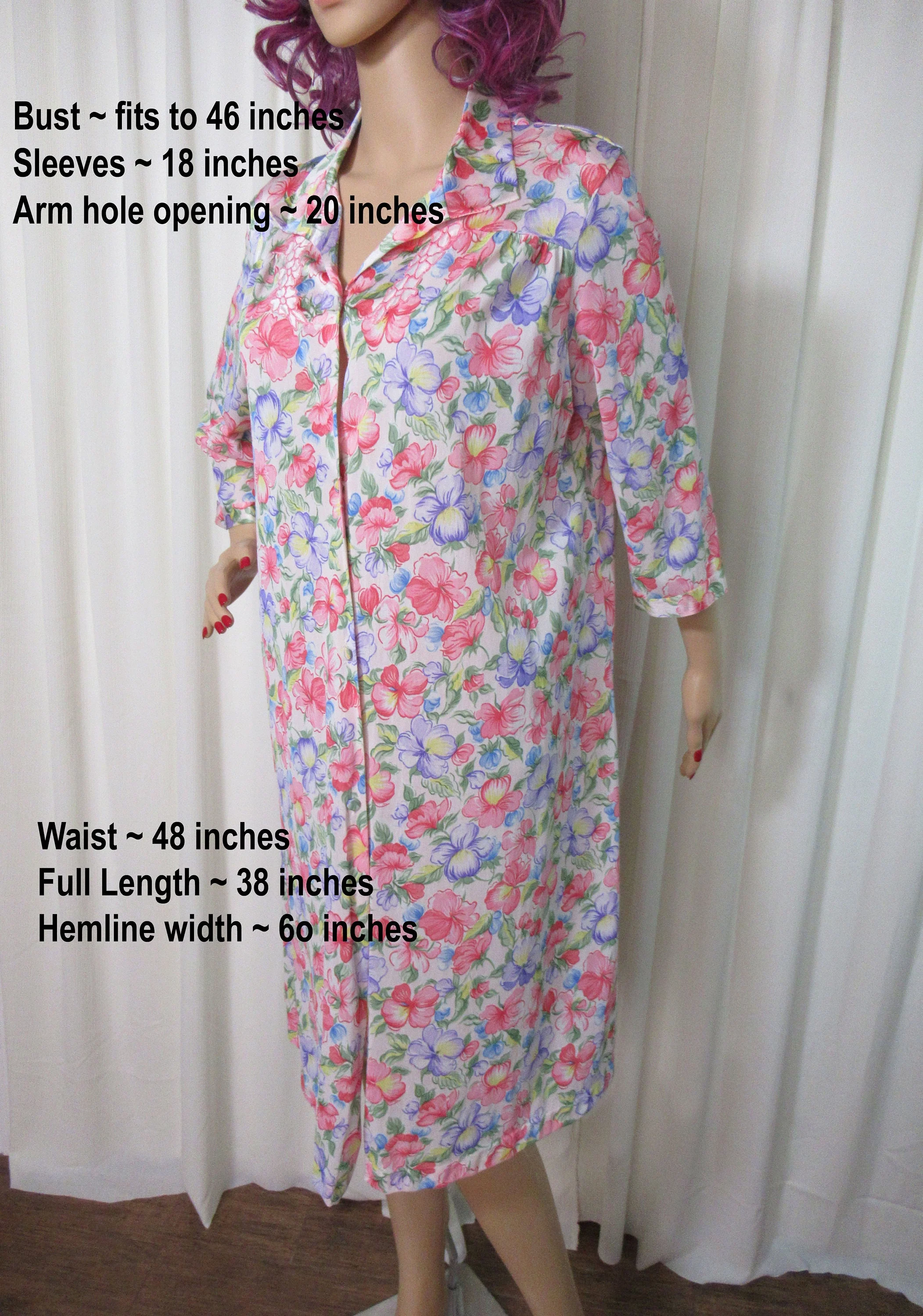 Vanity Fair 46 Robe 70s Floral Print Nylon Button Front Orangebluegreencream Knee Length Vintage by Vanity Fair - Image 2