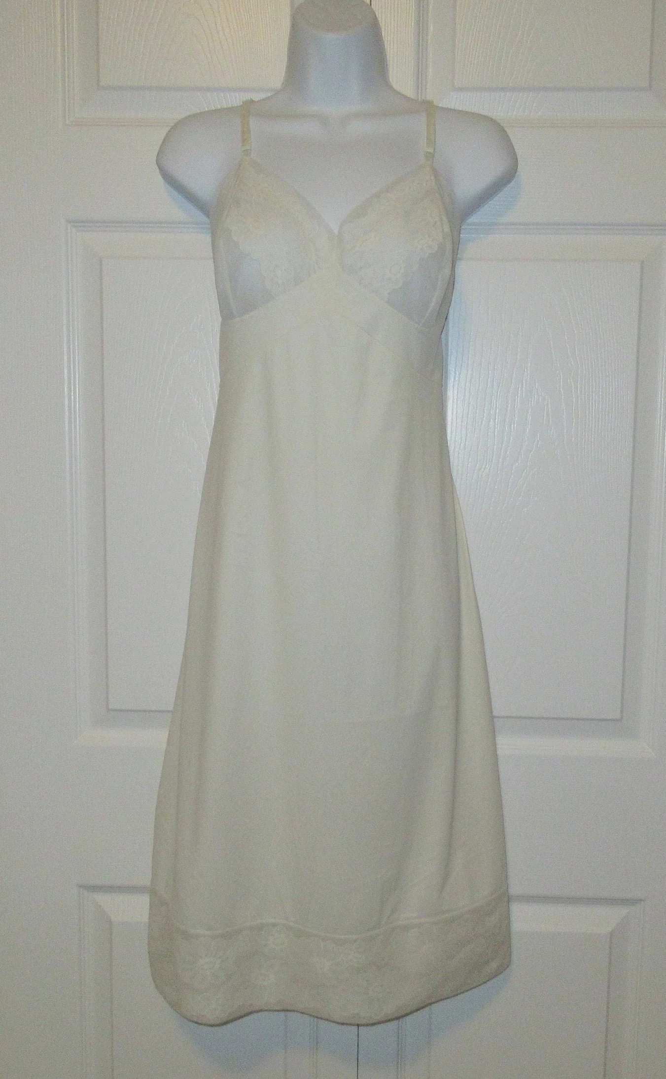Vanity Fair Slip Lace Bodice and Hem Inserts Shaped Sheer Bodice Lace Hem Cream White Nylon by Vanity Fair - Image 5