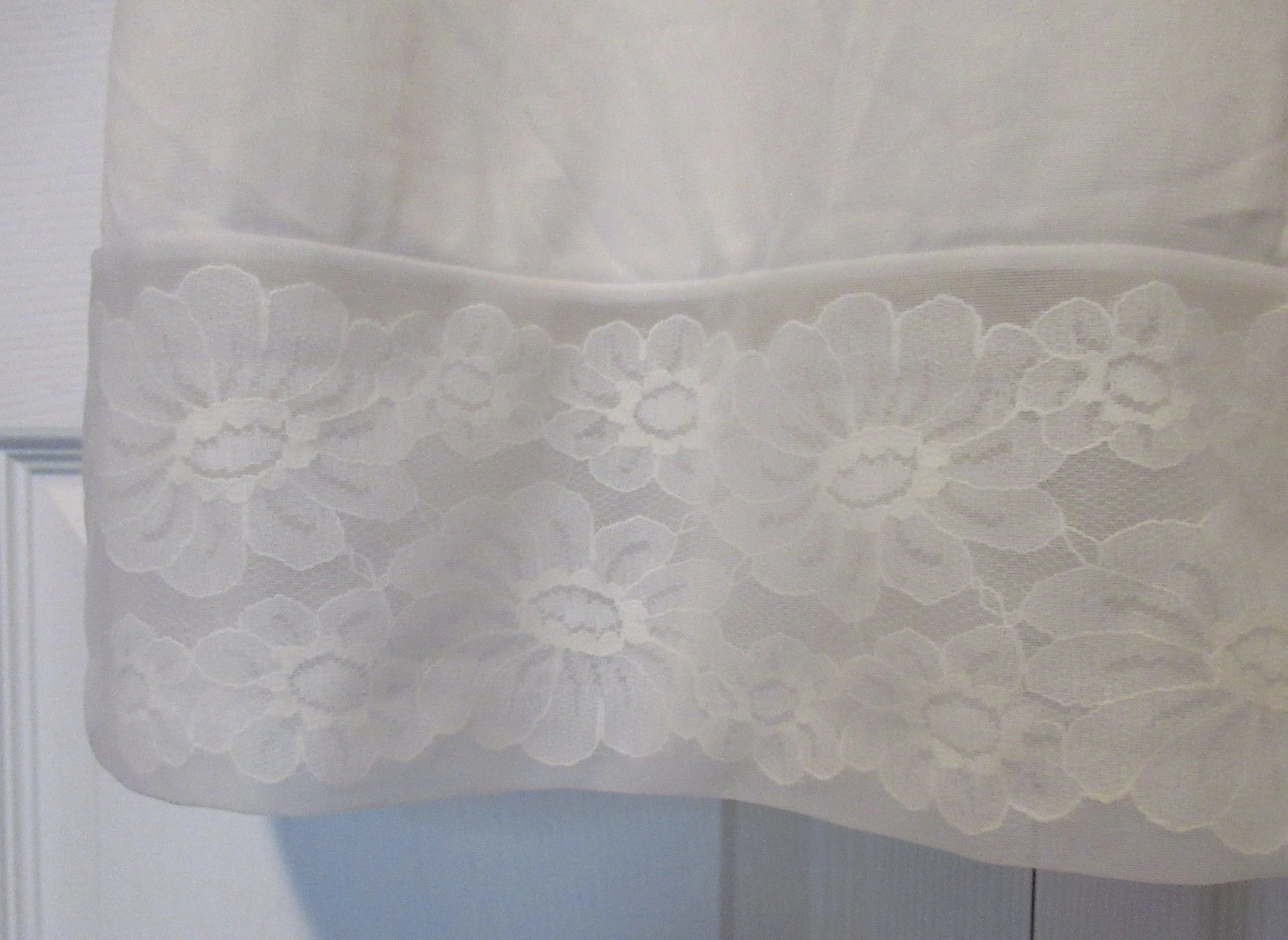 Vanity Fair Slip Lace Bodice and Hem Inserts Shaped Sheer Bodice Lace Hem Cream White Nylon by Vanity Fair - Image 7