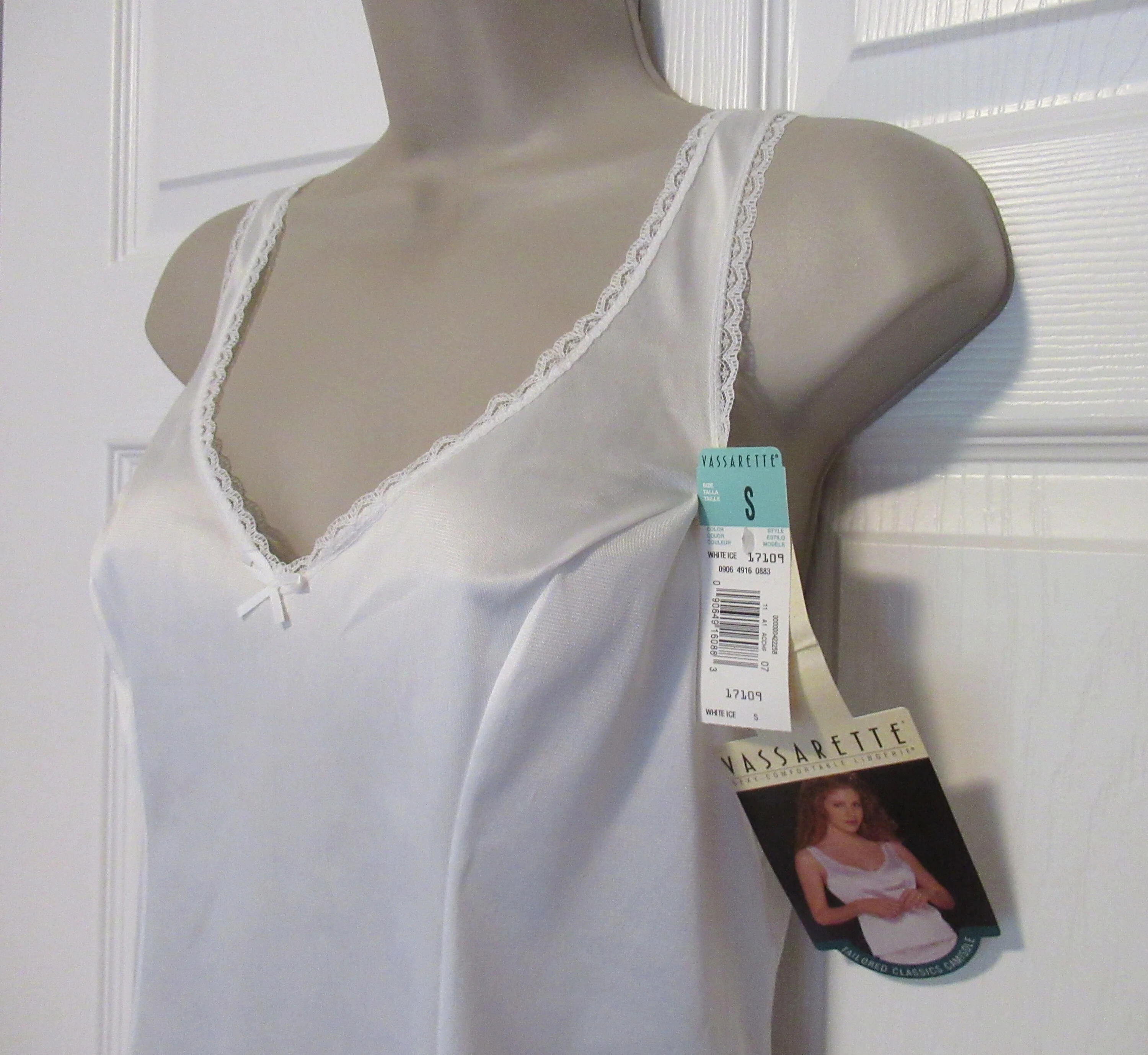 Vassarette Camisole Bright White Nylon Lace Trim S Attached Style Is Called White Ice Vintage Charm by Vassarette - Image 4