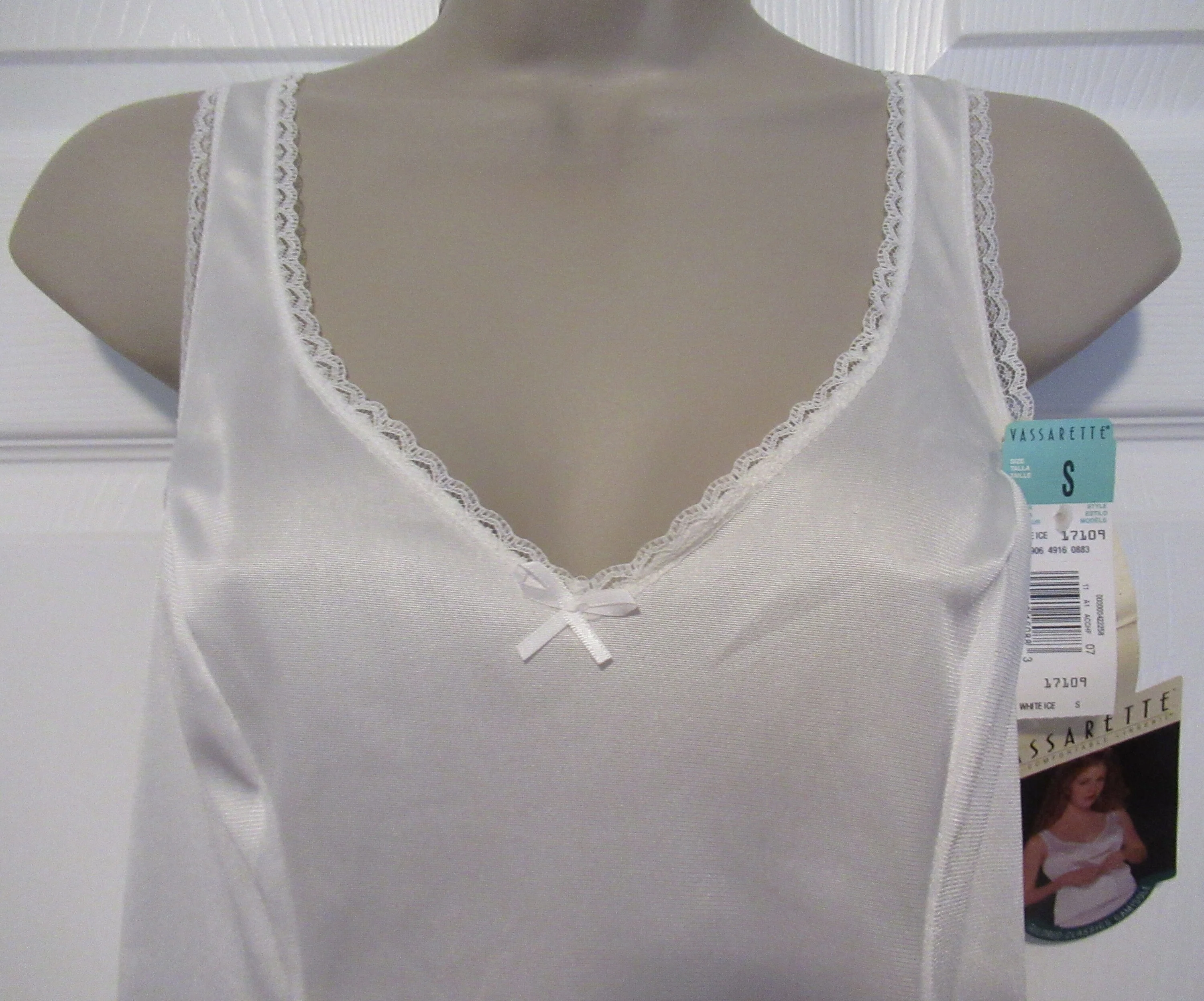 Vassarette Camisole Bright White Nylon Lace Trim S Attached Style Is Called White Ice Vintage Charm by Vassarette - Image 5