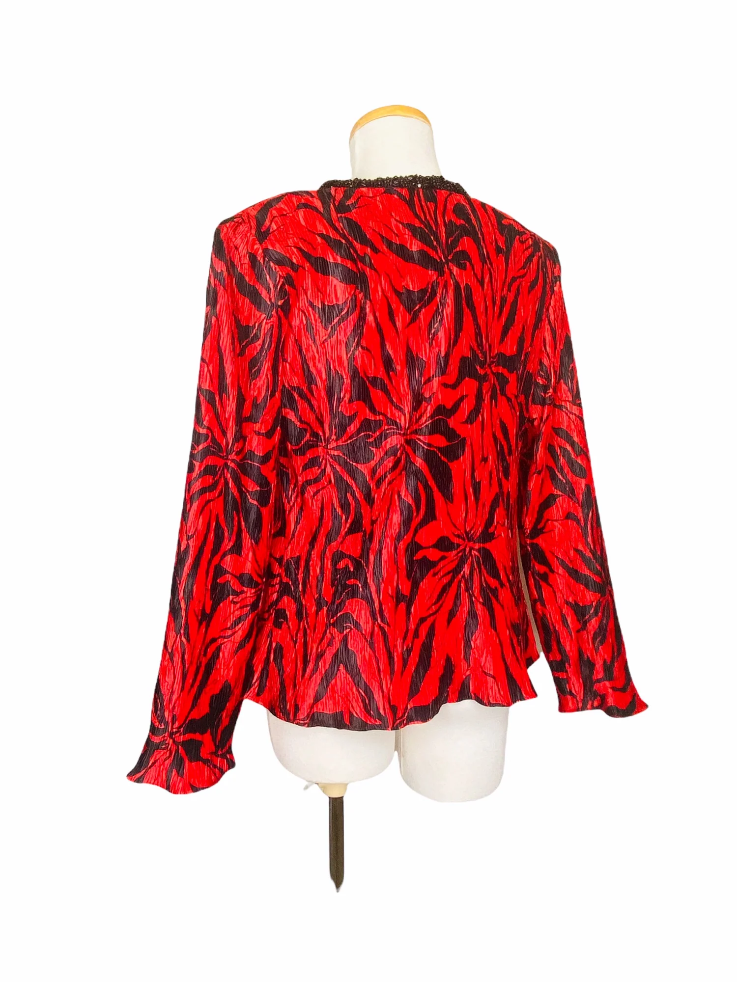 Víctor Costa Jacket and Tank Top Set Red by Víctor Costa - Image 2
