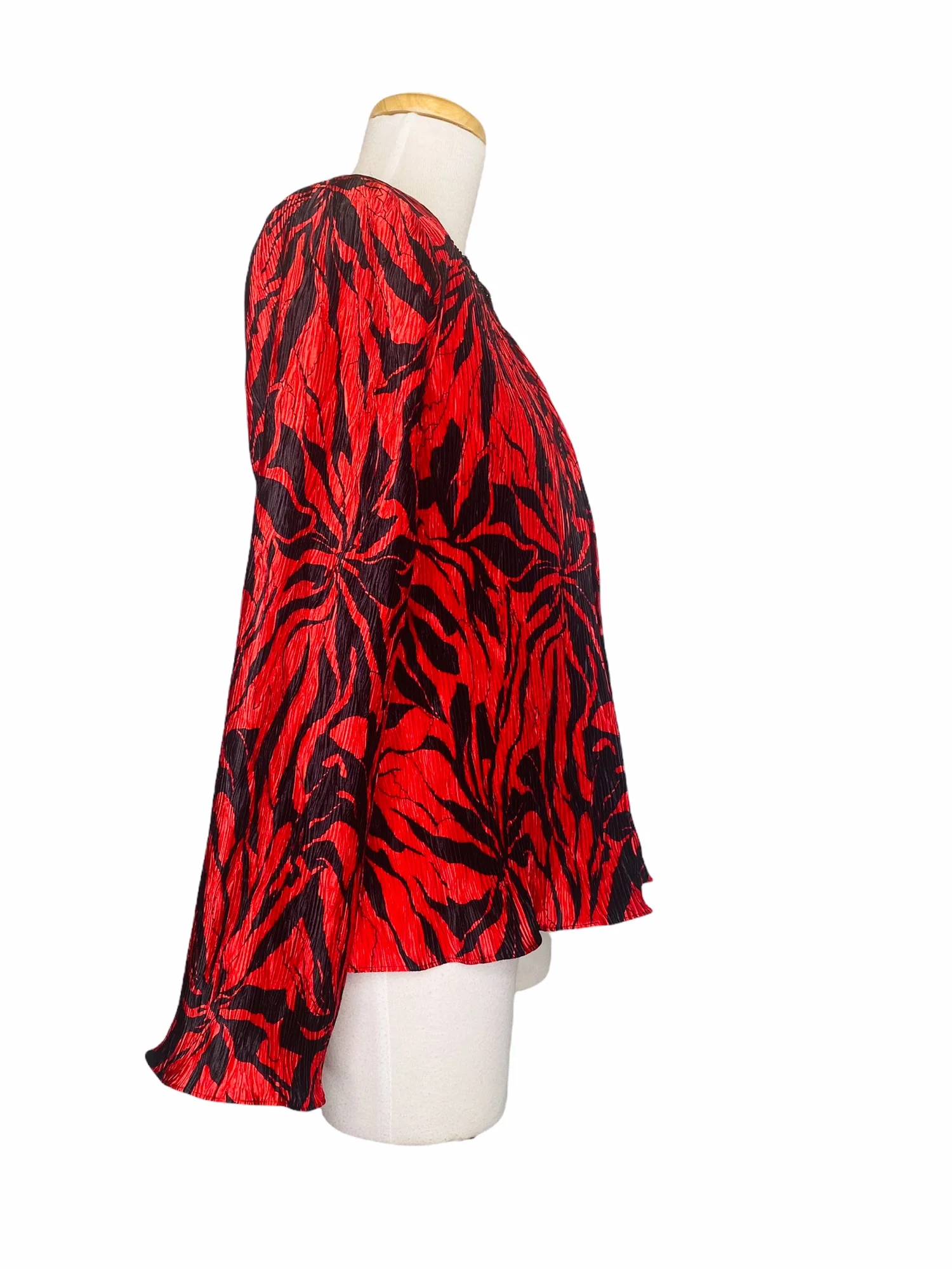 Víctor Costa Jacket and Tank Top Set Red by Víctor Costa - Image 3