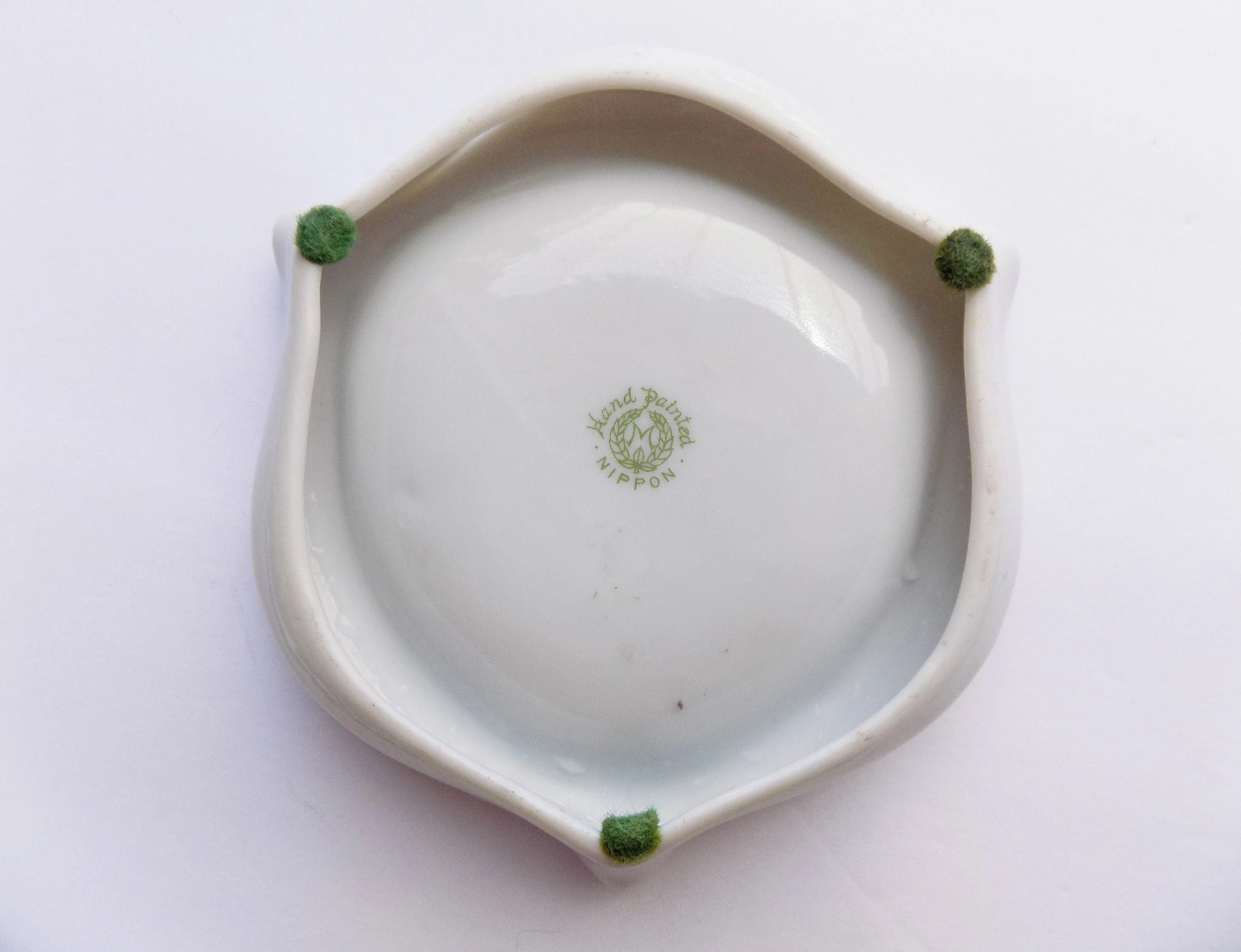 Victorian 1910 Triangular Art Nouveau Nippon Dish Tray Hand Painted Modern Raised Embellishments - Image 2