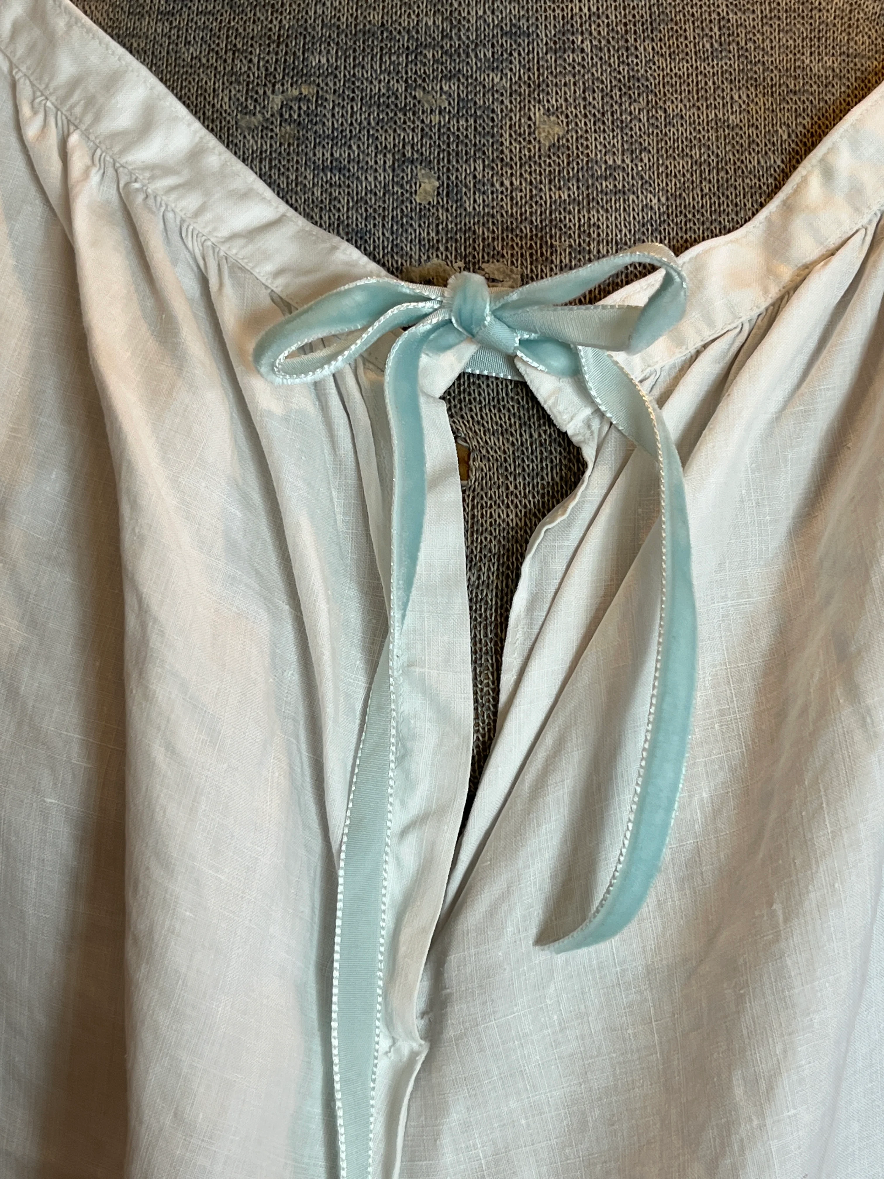 Victorian 19th Century Quaker White Cotton Nightgown - Image 8