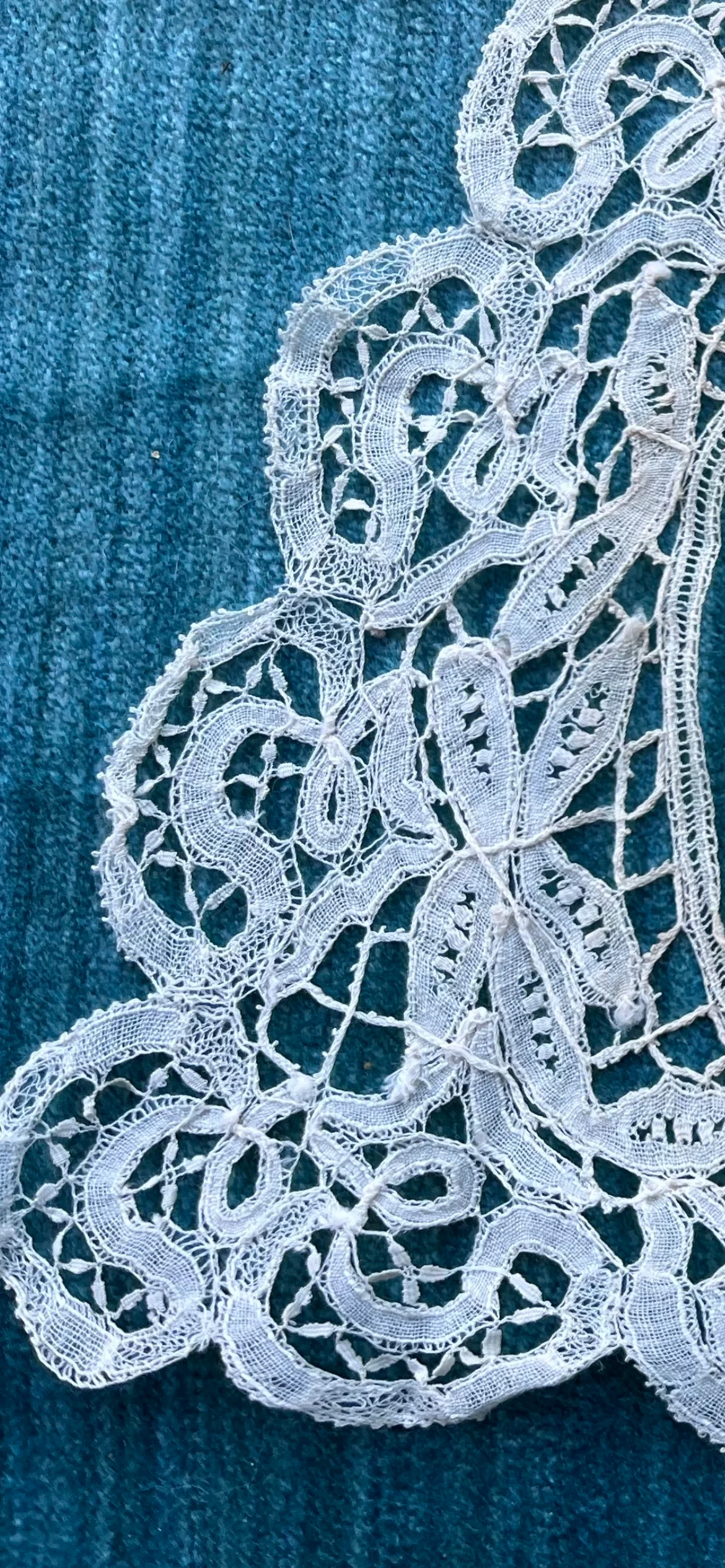 Victorian Antique Lace Collar - Image 4