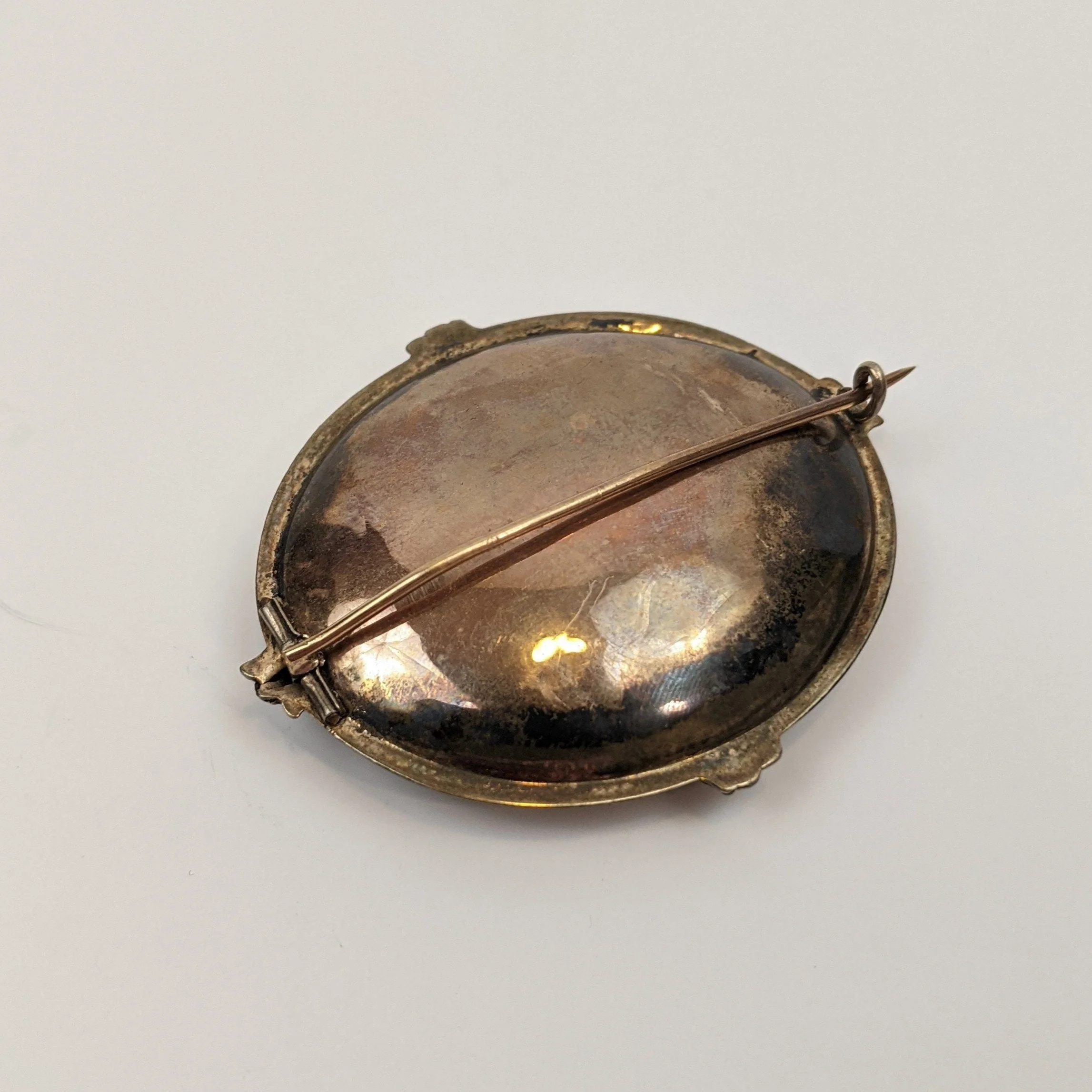 Victorian Brooch Matching Framed Photo of Woman Antique Photograph Sentimental Jewelry - Image 3