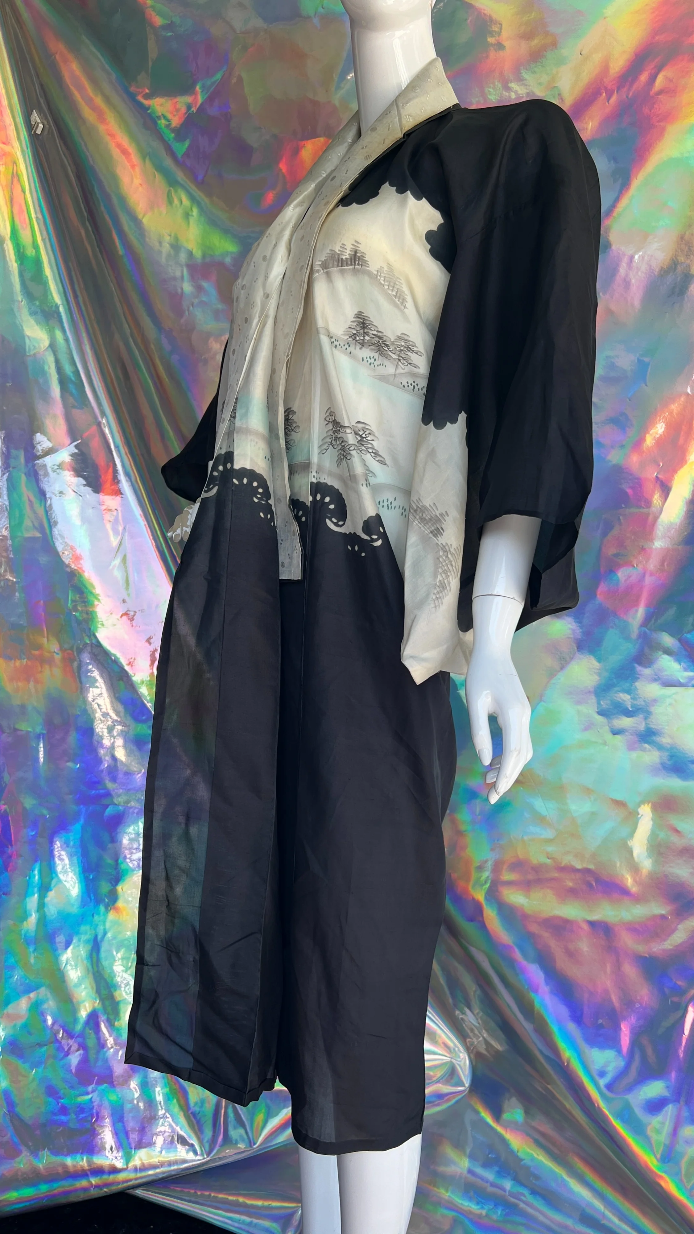 Victorian Handwoven Black & Blue Landscape Kimono - Image 7