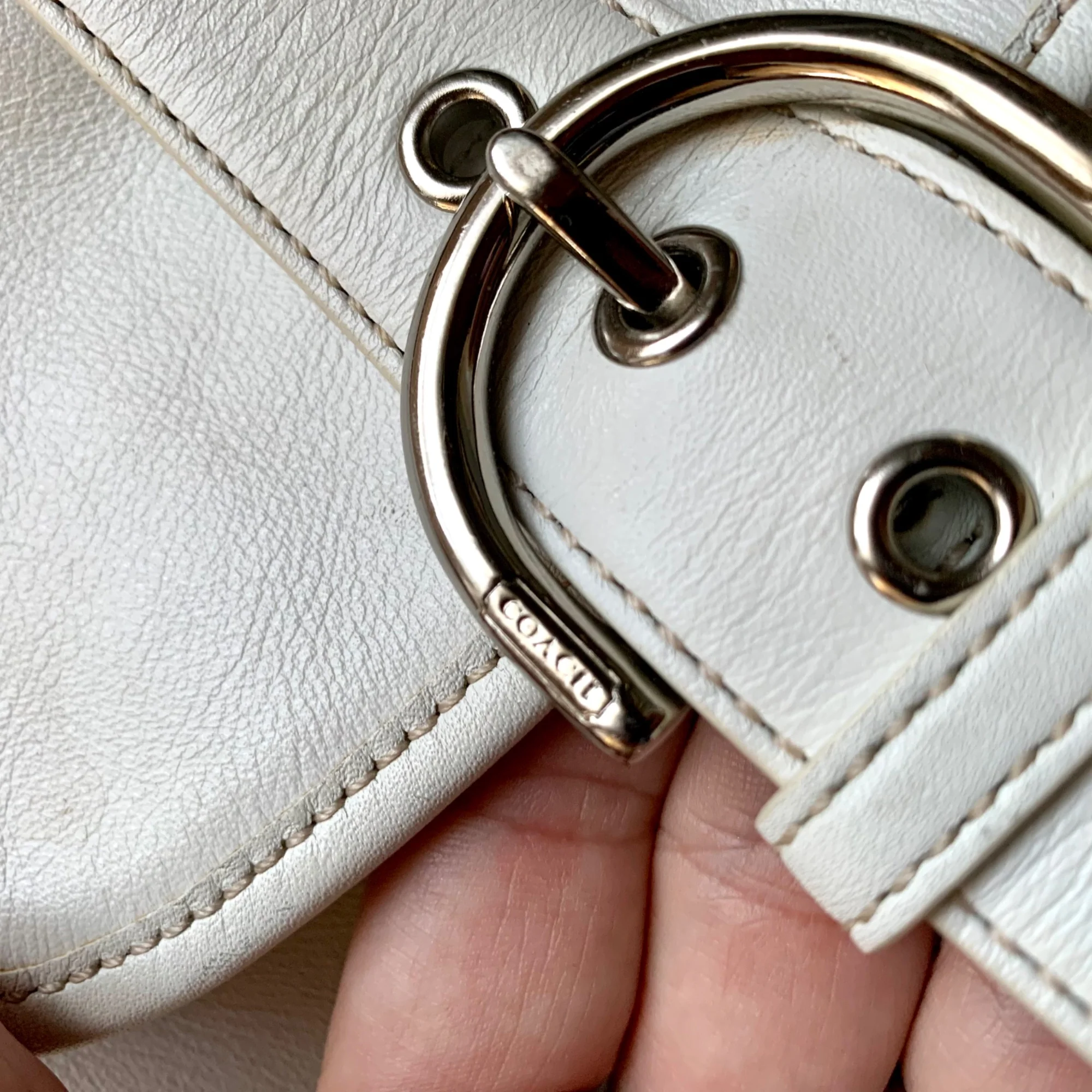 Vintage 00s Crossbody White Leather Canvas Web Strap Snap Flap Logo Lining by Coach - Image 3