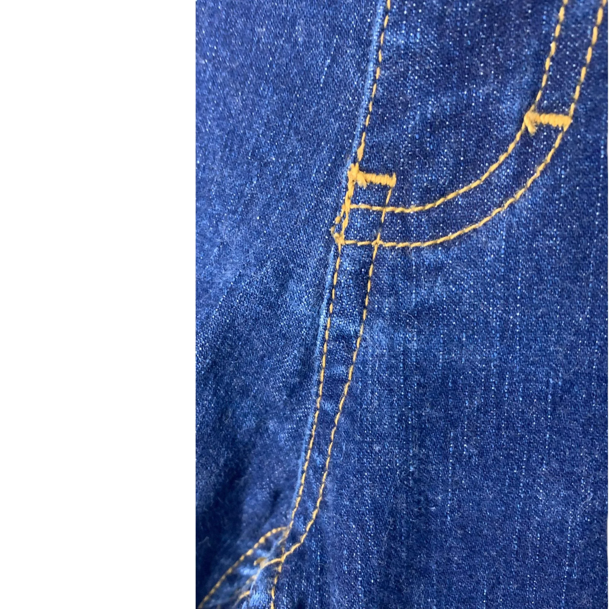 Vintage 00s Side Stripe Blue Cropped Jeans Size 5 by Tommy Hilfiger - Image 4