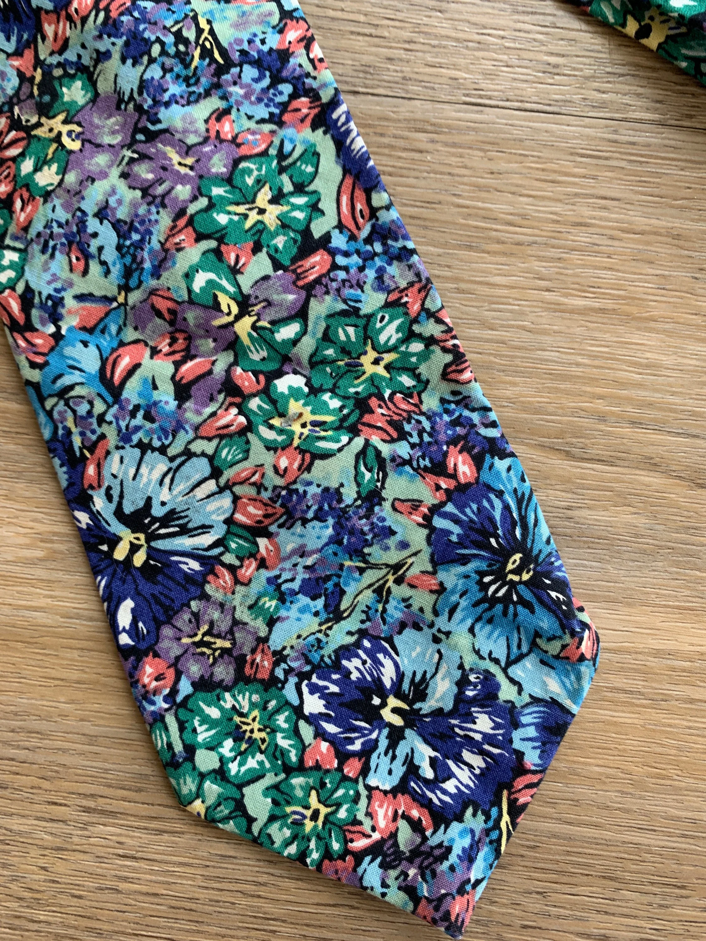 Vintage 100% Cotton Floral Necktie Tie by Liberty of London - Image 3
