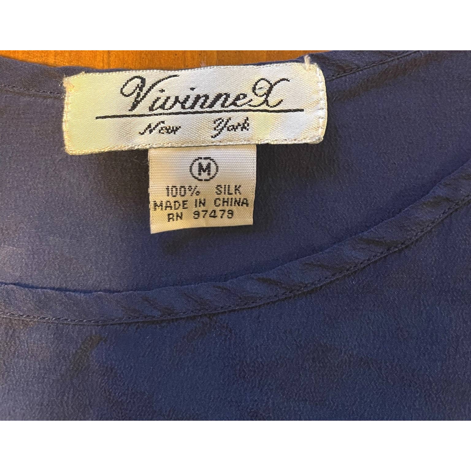 Vintage 100% Silk Cami Sz M Dark Blue Euc by Vivinne X - Image 2