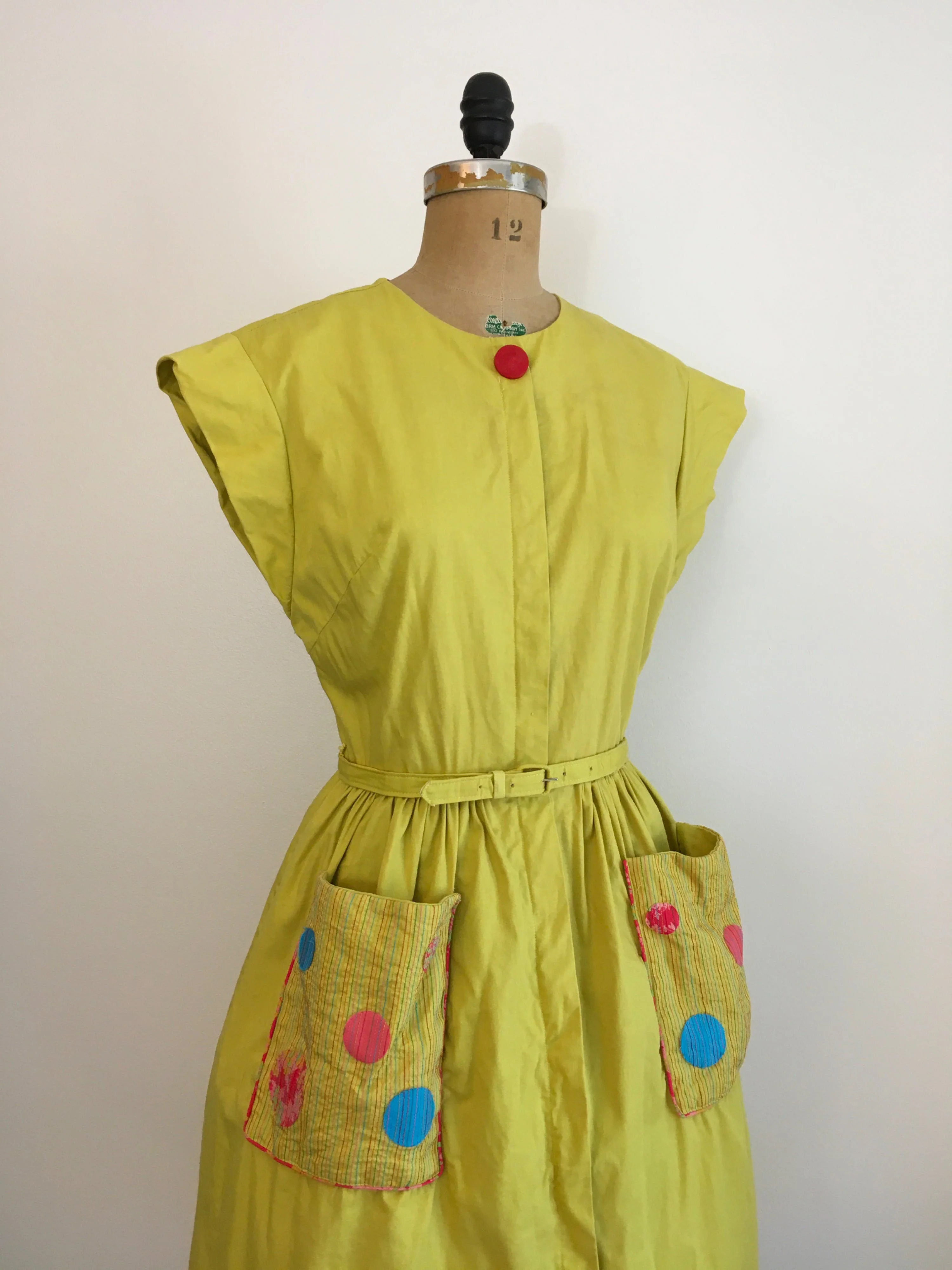 50’s Chartreuse Embroidered Pocket Dress by Kay Whitney Step N Go - Image 4