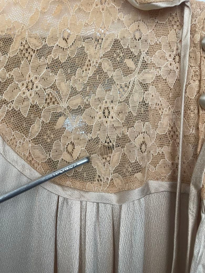 Vintage 30s Art Deco Robe Nightgown Dress Slip Lingerie Robe Silky Antique Lace Trim Maxi Nightgown - Image 10