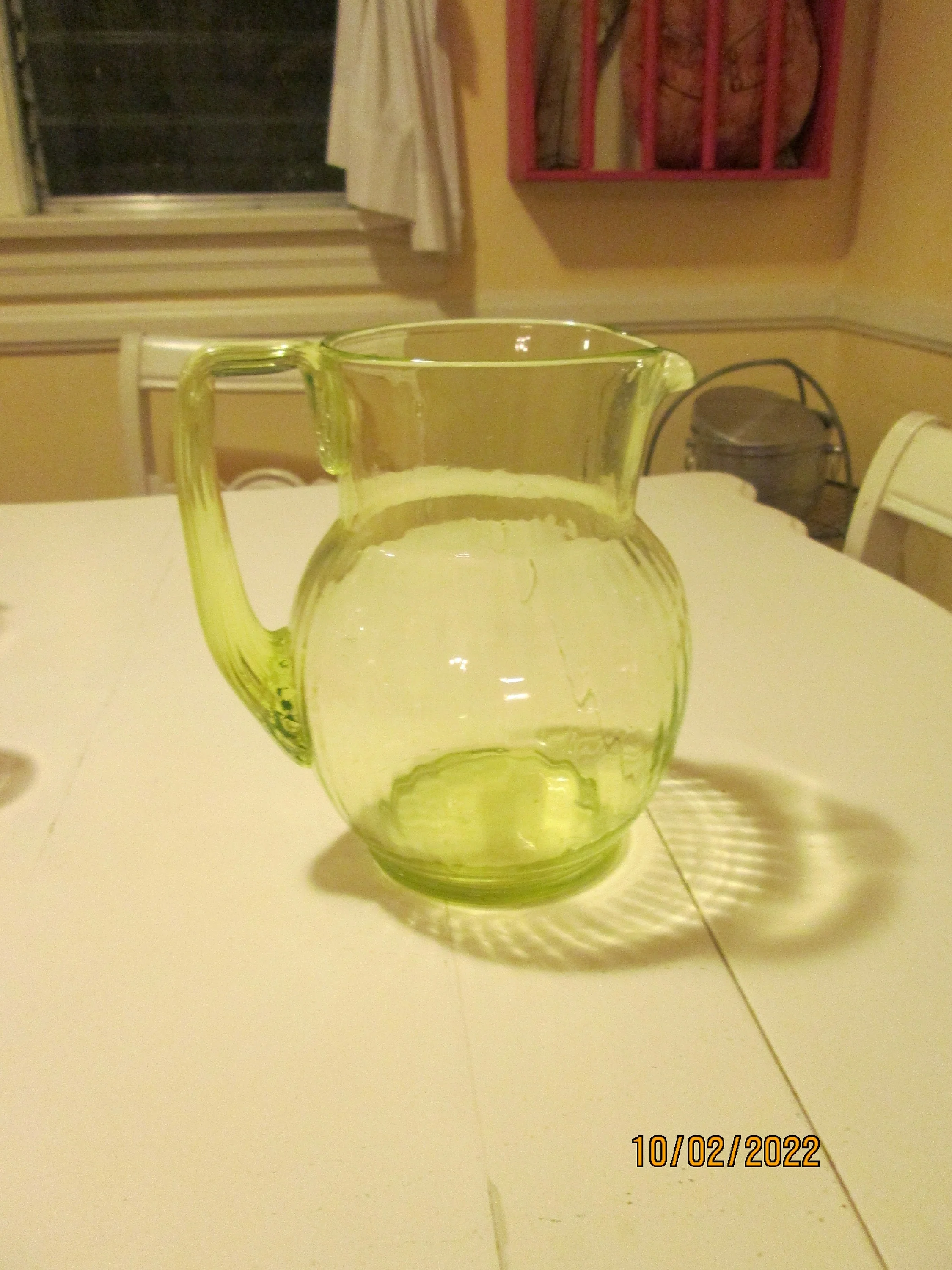 Vintage 30s Vaseline Green Pitcher Depression Glass Gorgeous - Image 6