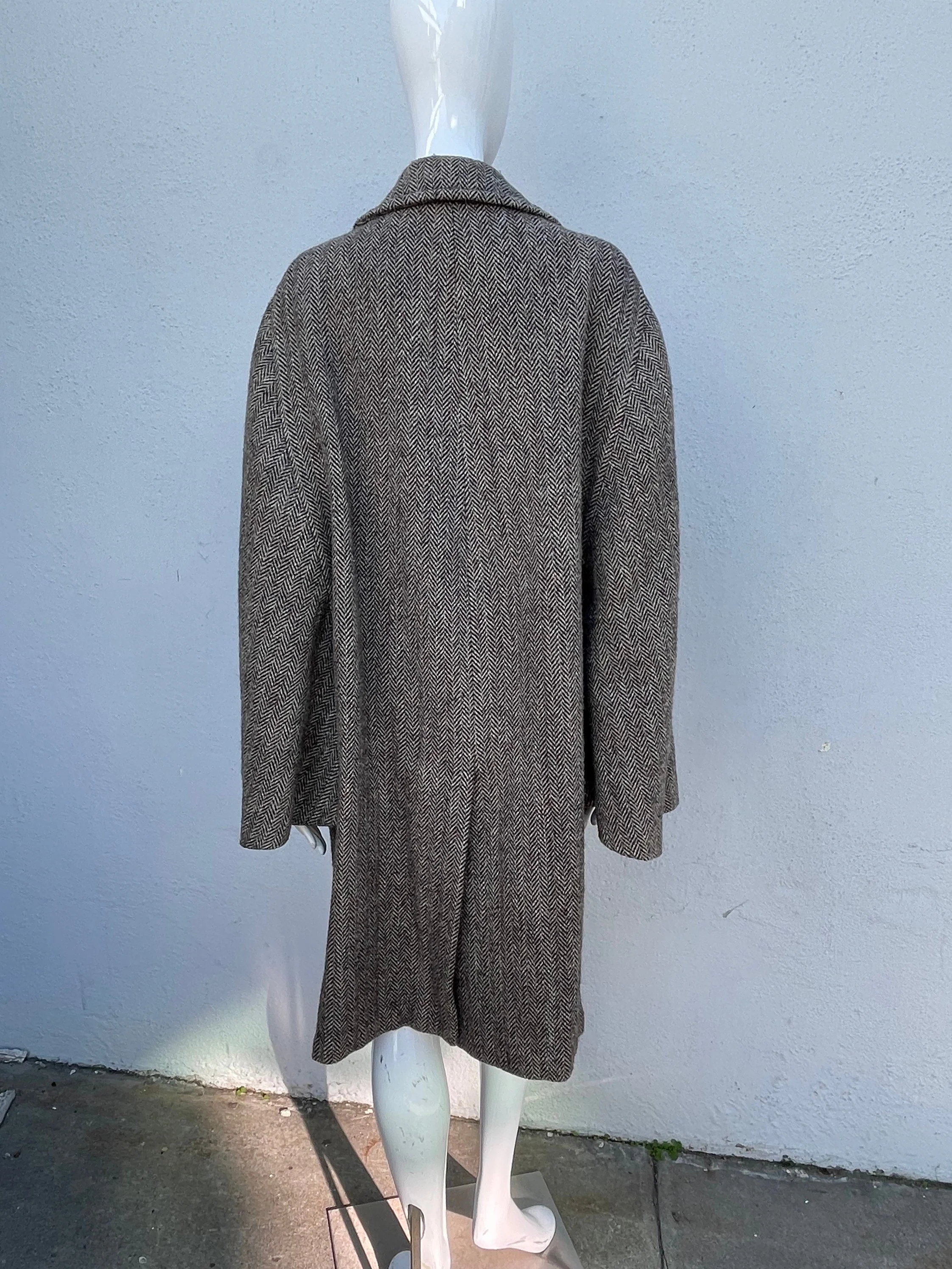 Vintage 40-60s Matsuzakaya Tonbi Coat Inverness Cape Herringbone Overcoat with Attached Cape Unisex Men's 42 Sherlock Holmes by Matsuzakaya Tonbi - Image 2