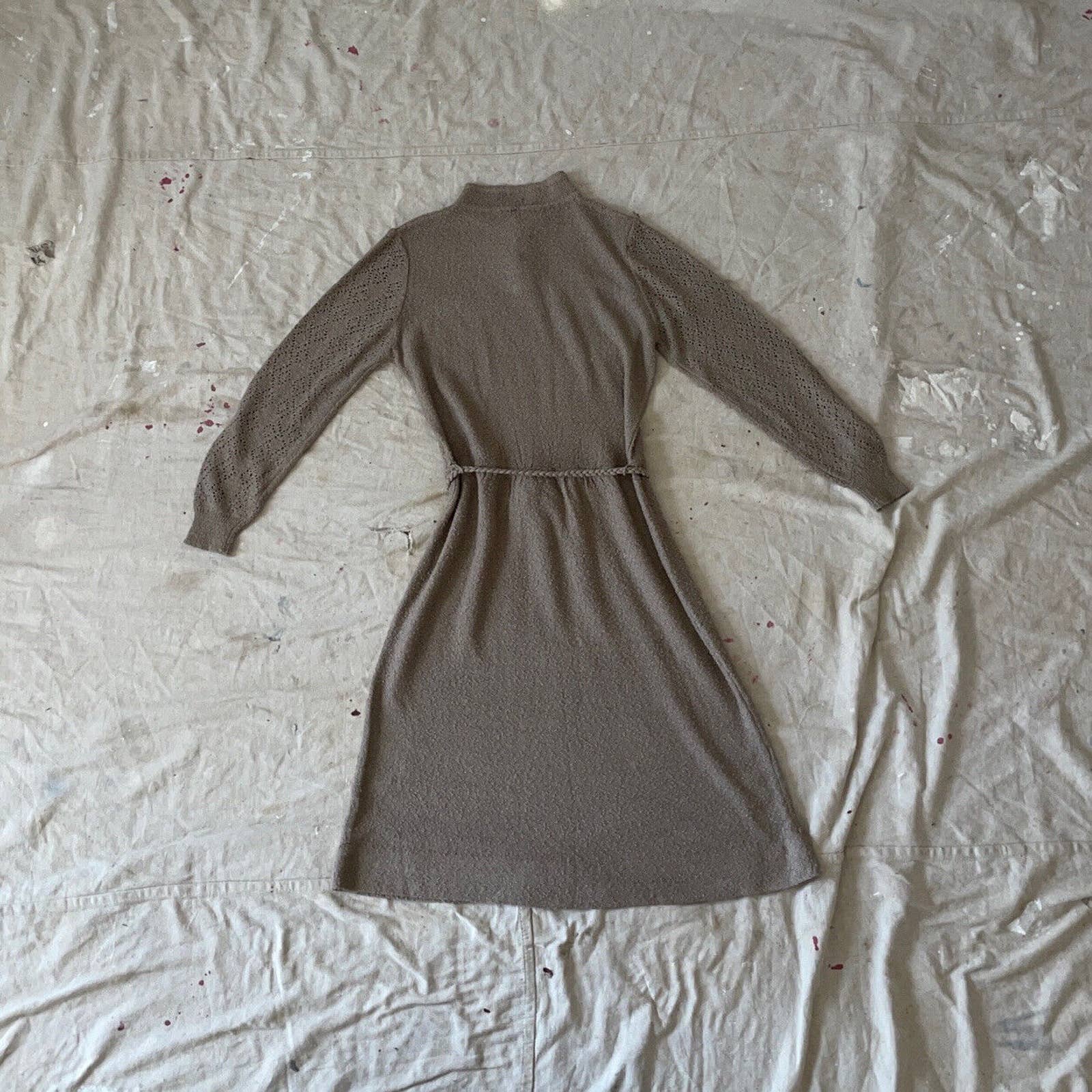 Vintage 40s 50s Taupe Knit Dress Long Sleeves Mockneck Rose Buttons Midi by True - Image 7