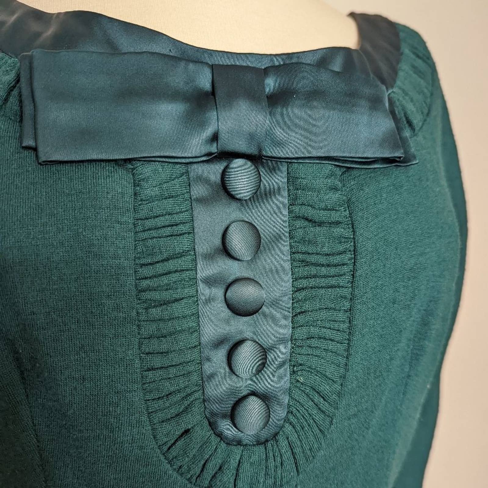 Vintage 50s 60s Pleated Green Midi Sweater Dress by William Fox - Image 4