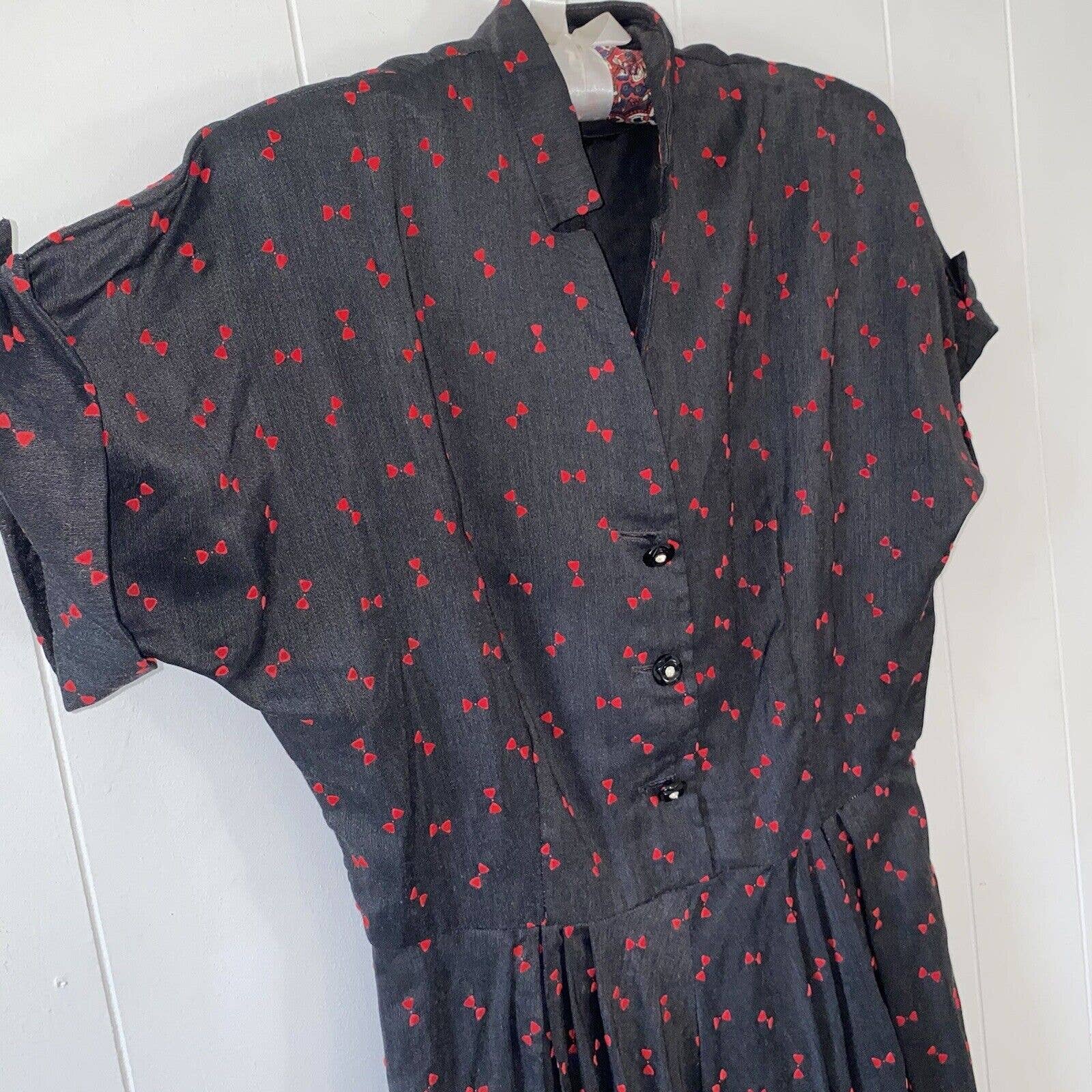 Vintage 50s Black Midi Dress with Red Bow Novelty Print - Image 5