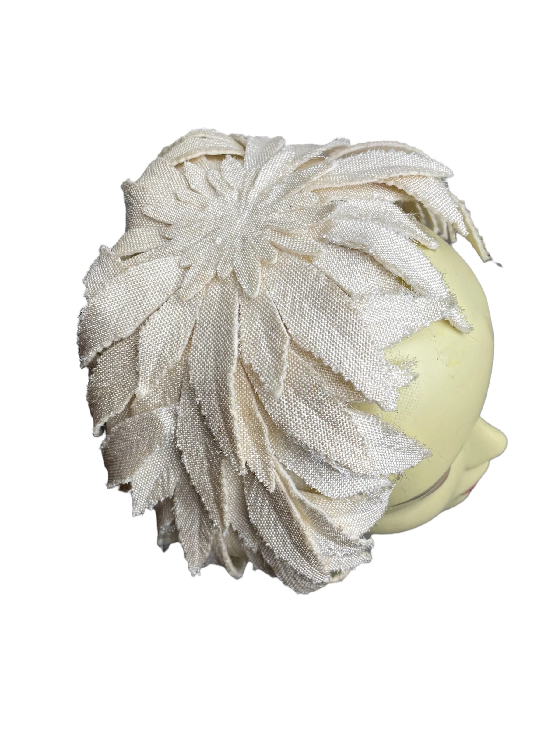 Vintage 50s Bridal Ivory Juliet Headpiece - Image 5