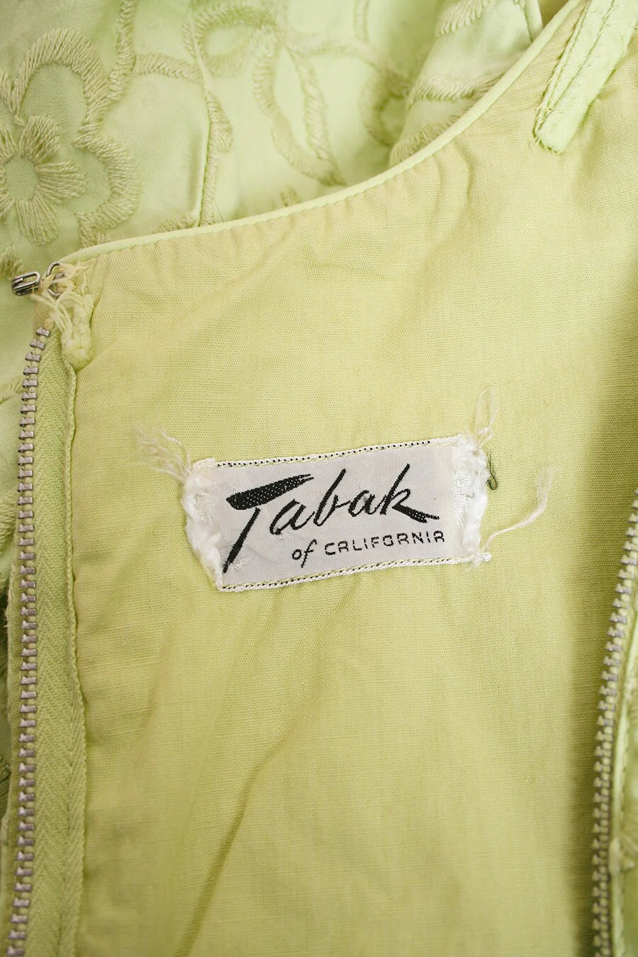 Vintage 50s Dress Chartreuse Lime Green Floral Embroidered Summer Sundress Full Skirt Small by  Tabak of California - Image 9