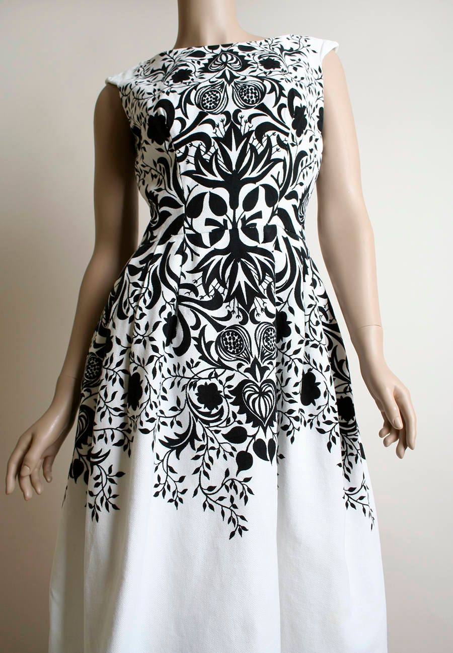 Vintage 50s Dress Novelty Print Floral Explosion Vine Burst Silhouette Shadow Black and White Optical Illusion Dress Small - Image 5