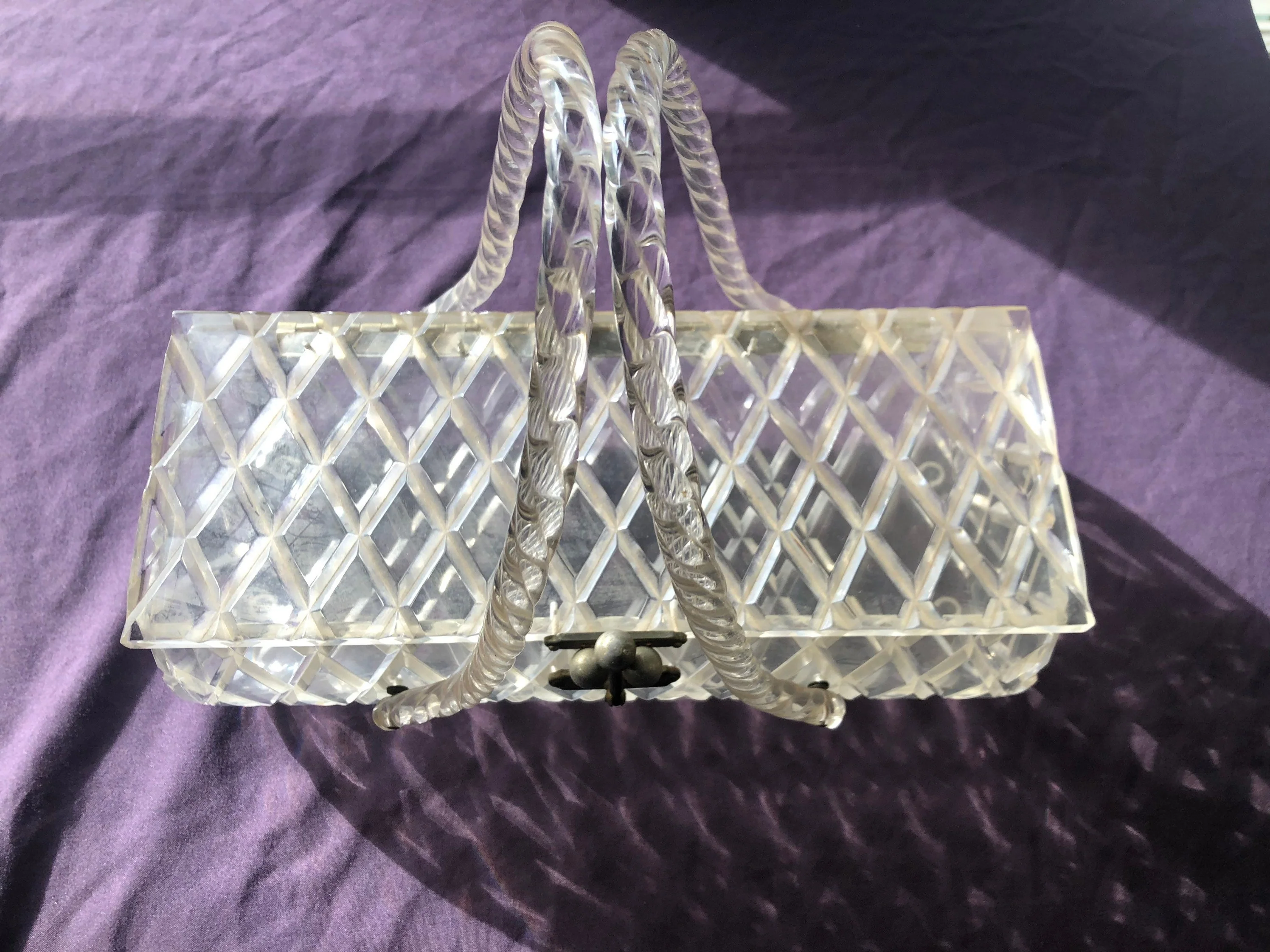 Vintage 50s Florida Handbags Diamond Cut Lucite Box Purse Twisted Rope Handles Clear Handbag - Image 7