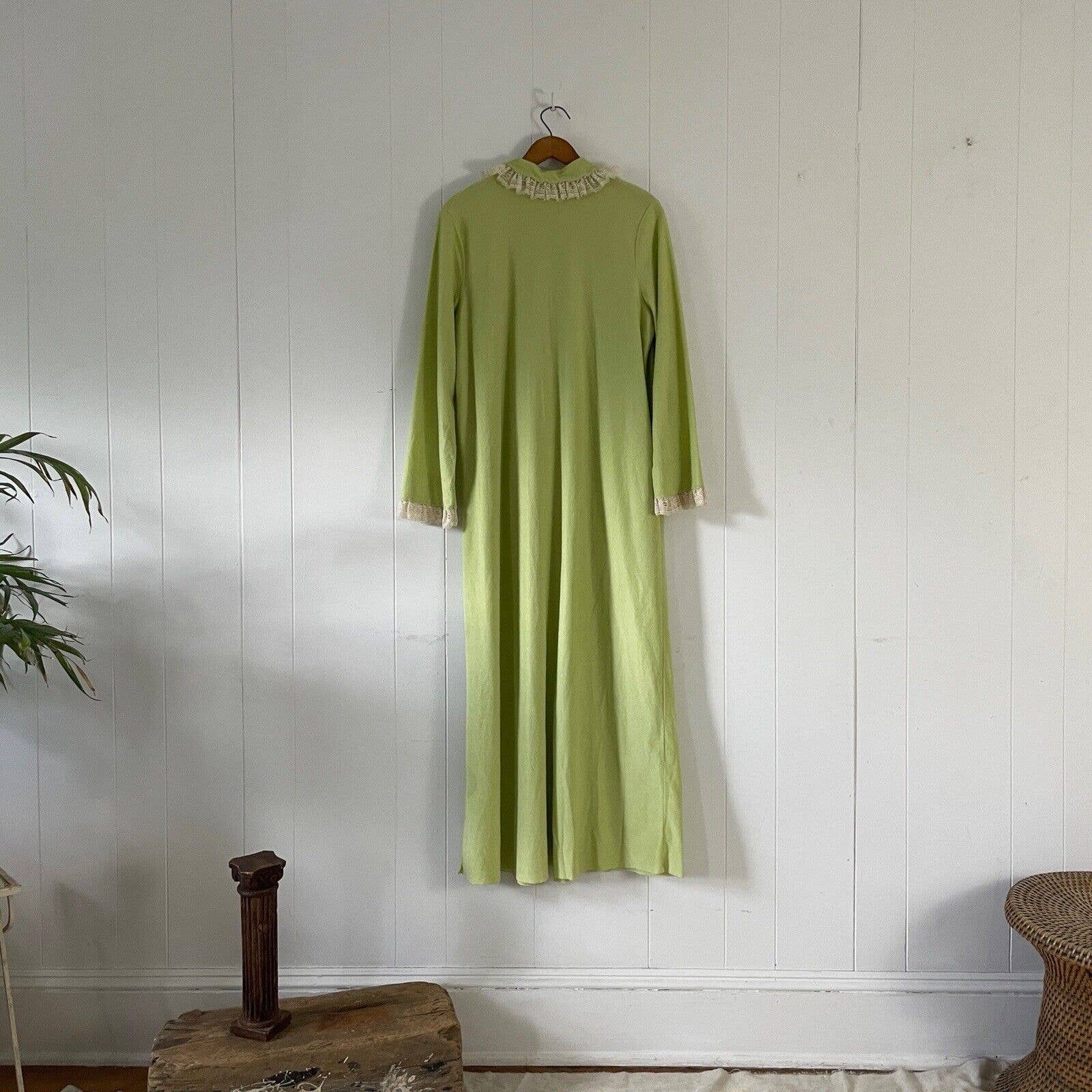 Vintage 50s Green Flannel and Lace Peter Pan Collar House Coat Duster - Image 2