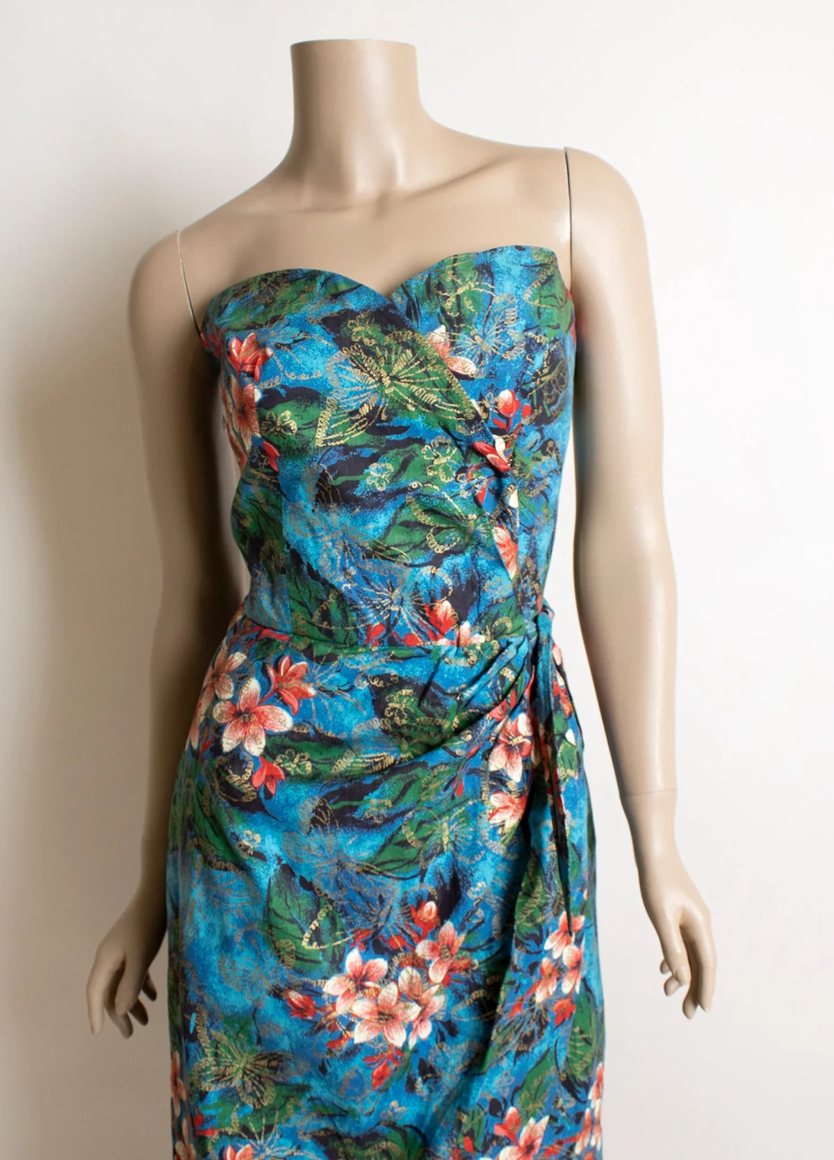 Vintage 50s Tropical Sarong Blue Floral and Butterfly Print Golden Wrap Dress - Image 4