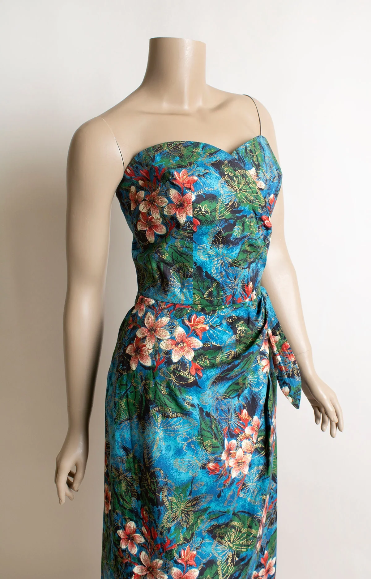 Vintage 50s Tropical Sarong Blue Floral and Butterfly Print Golden Wrap Dress - Image 8