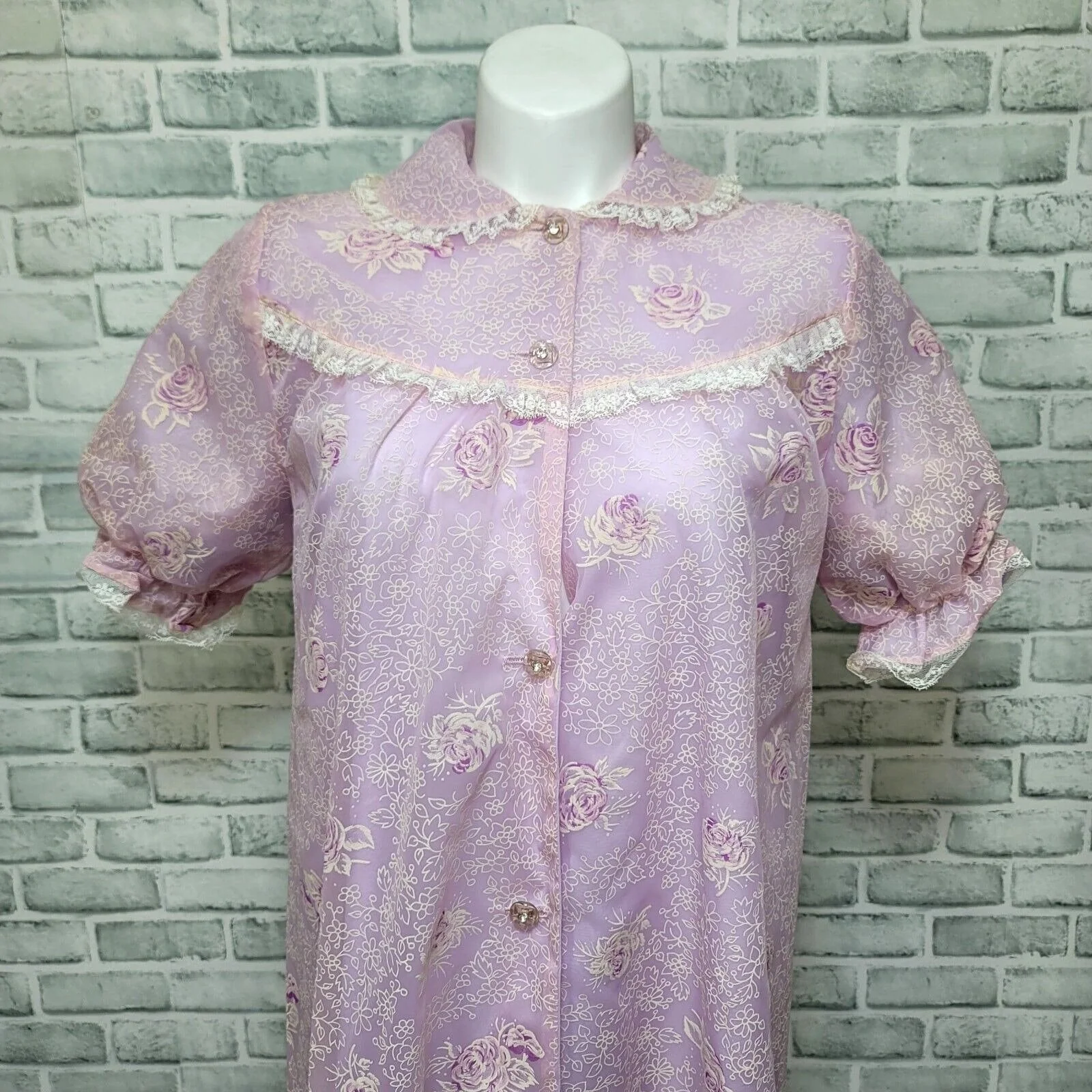 Vintage 50s Lavender Purple White Textured Floral Chiffon Button Front Robe - Image 3
