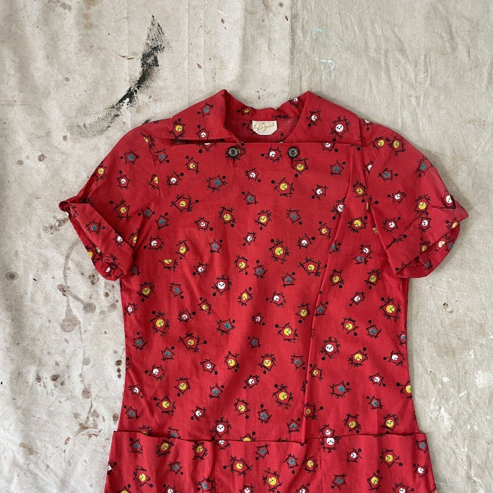 Vintage 50s Novelty Print Cotton Blouse Atomic Clocks Red Tailored - Image 2