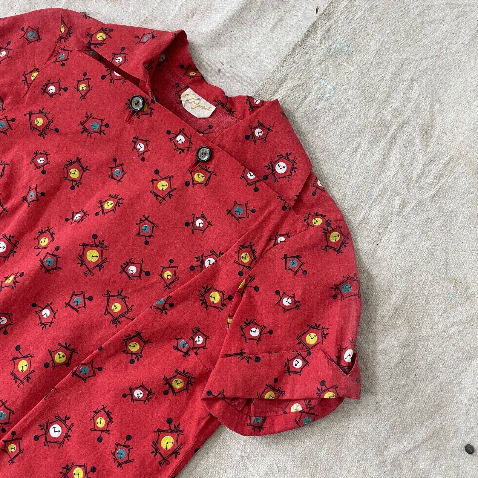 Vintage 50s Novelty Print Cotton Blouse Atomic Clocks Red Tailored - Image 3