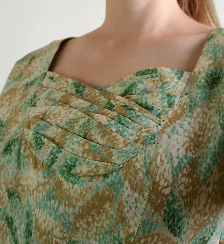 Vintage 50s Sheer Mint Leave Print Light Day Dress Novelty Print - Image 4