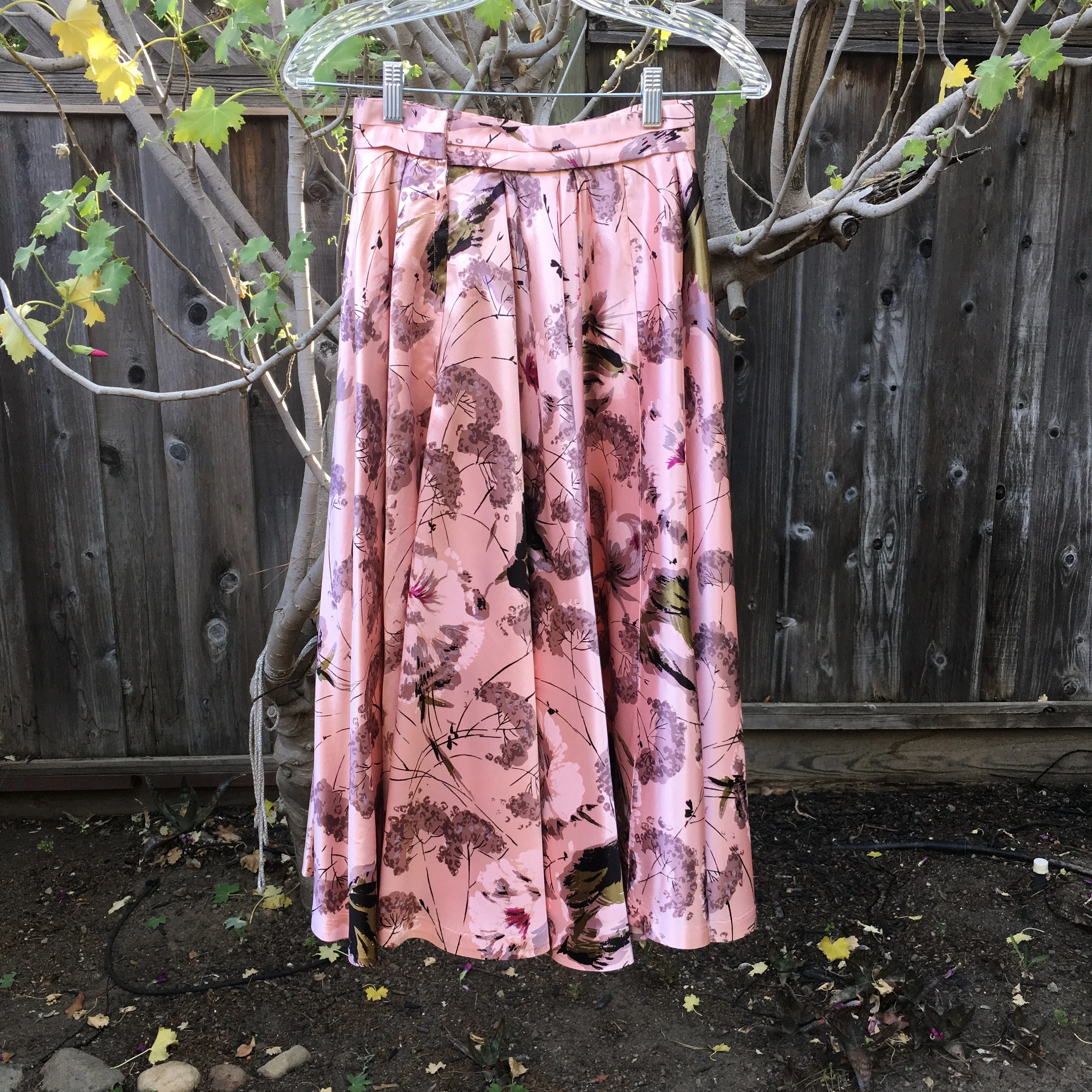 Vintage 50s Skirt Pink Cherry Tree and Floral Blossom Print Satin Full Skirt Iridescent Garden Print Tea Length Midi Pocket Small - Image 7