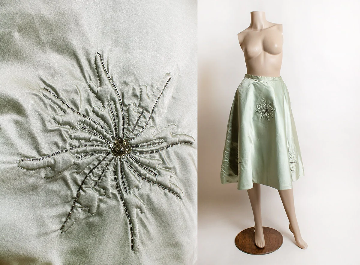 Vintage 50s Snowflake Satin Skirt - Icy Seafoam Green Mint Evening Full Skirt - Saks Fifth Avenue - Sequin Beaded Starbursts - Xs Small by Saks Fifth Avenue - Image 3