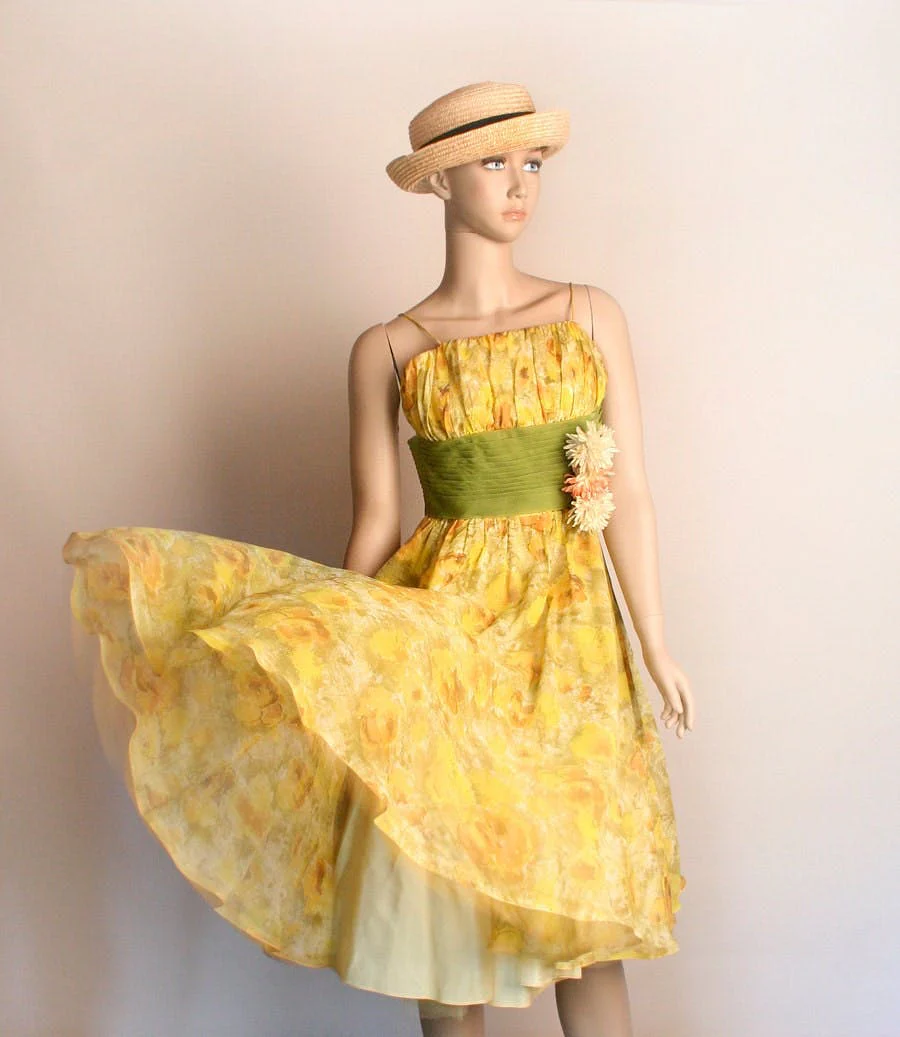 Vintage 50s Sundress Floral Print Sheer Ruched Flower Applique Sun Yellow Party Dress by Julius Garfinckel & Co. - Image 2
