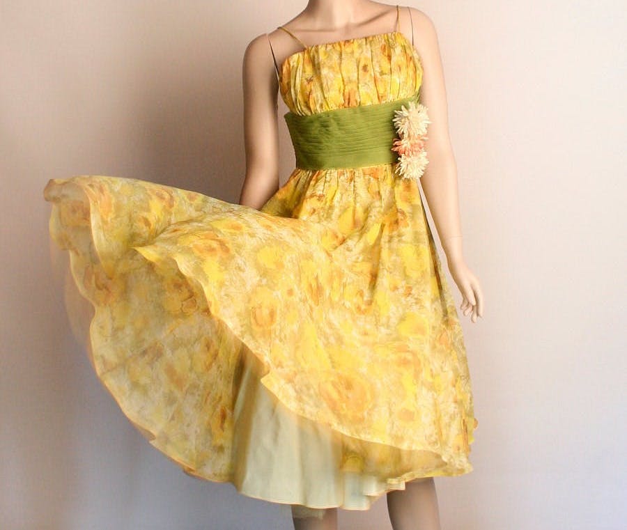 Vintage 50s Sundress Floral Print Sheer Ruched Flower Applique Sun Yellow Party Dress by Julius Garfinckel & Co. - Image 7