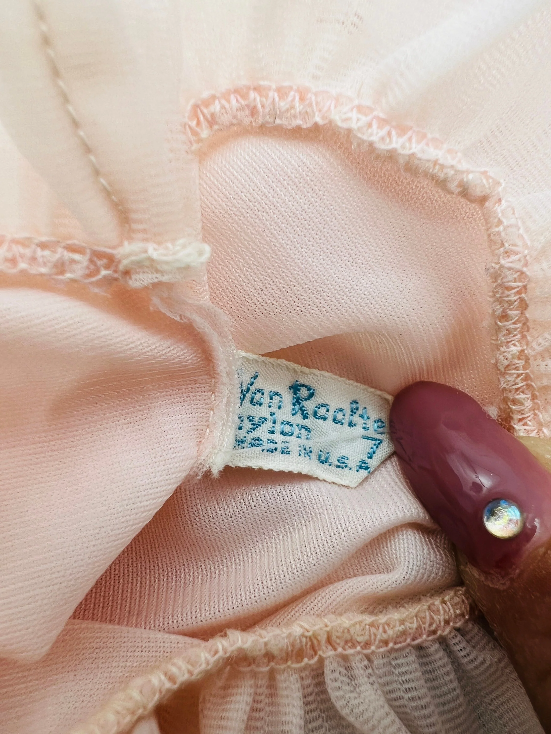 Vintage 50s Van Raalte Pink Sheerio Ruffle Gloves by Van Raalte - Image 8