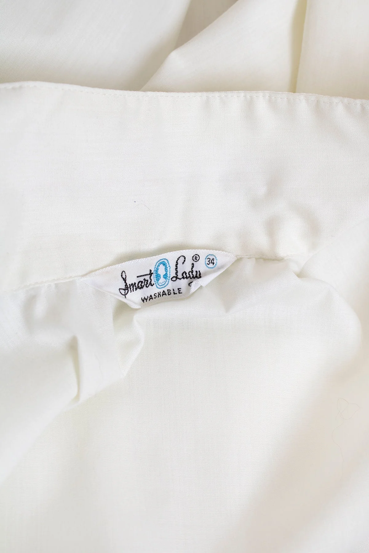 Vintage 50s White Cotton Sleeveless Summer Button Up Blouse with Petal Collar by Smart Lady, - Image 7