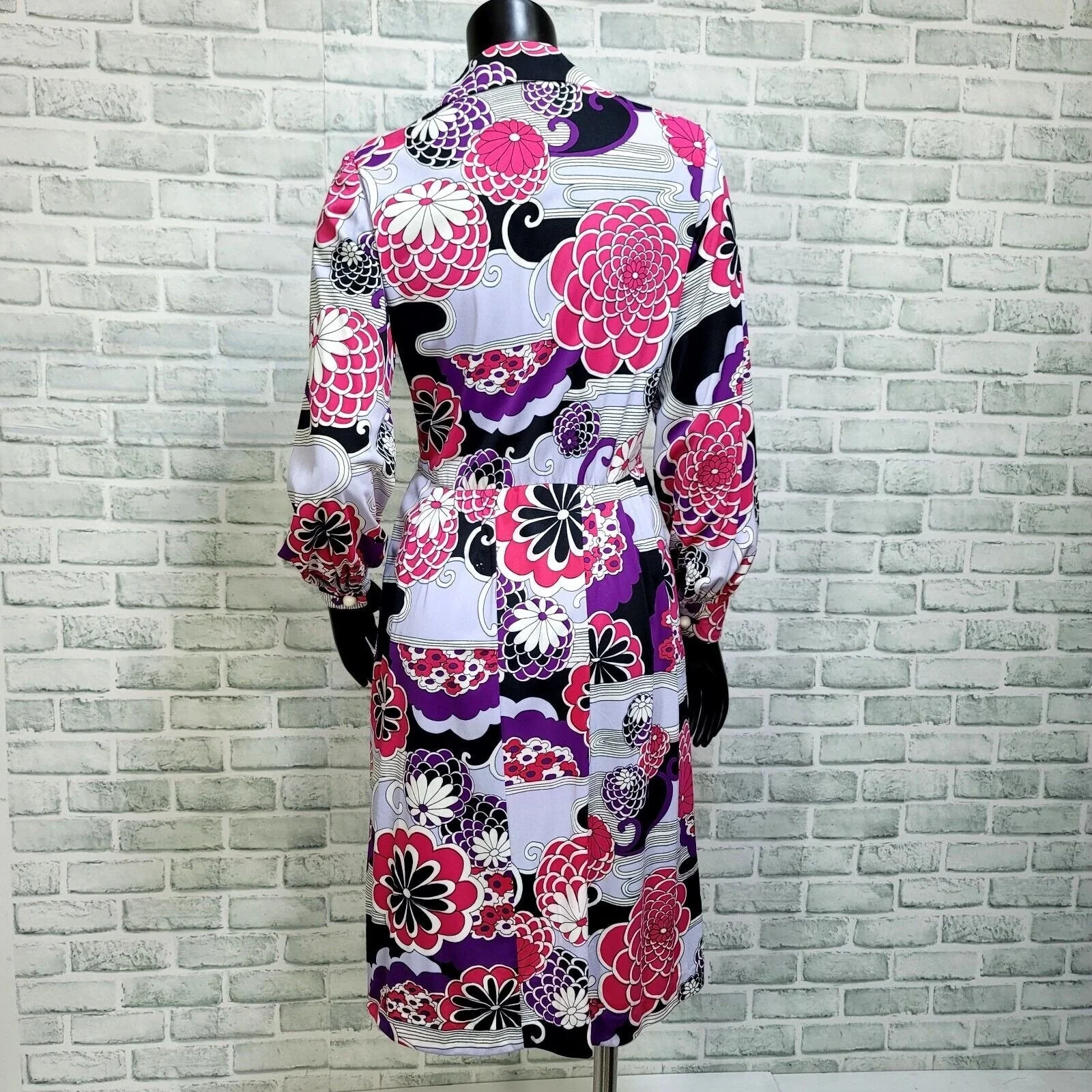 60s/70s Mod Floral Button Front Shirt Dress Long Sleeve - Image 2