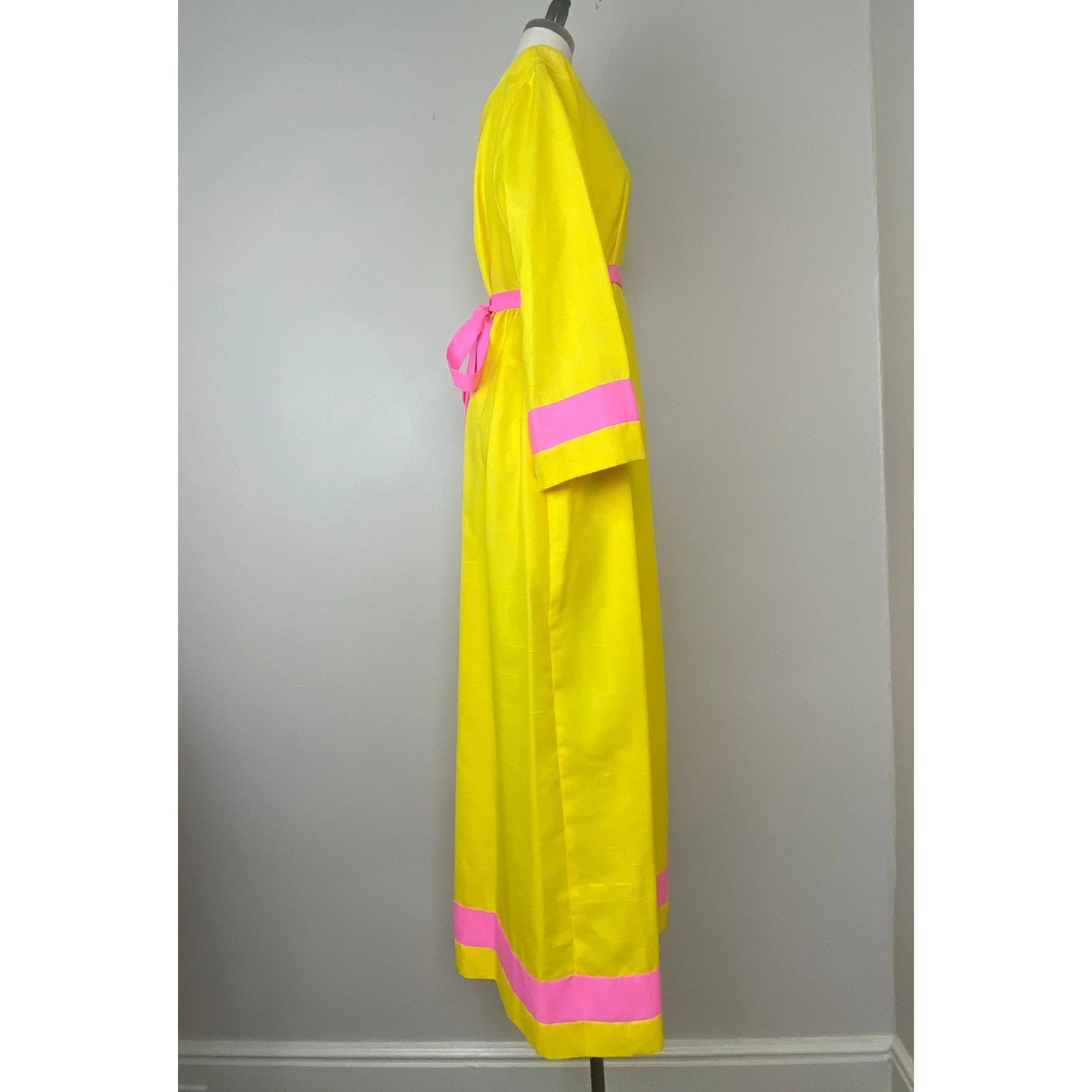 Vintage 60s/70s Neon Yellow and Pink Maxi Dress by Gigette - Image 5