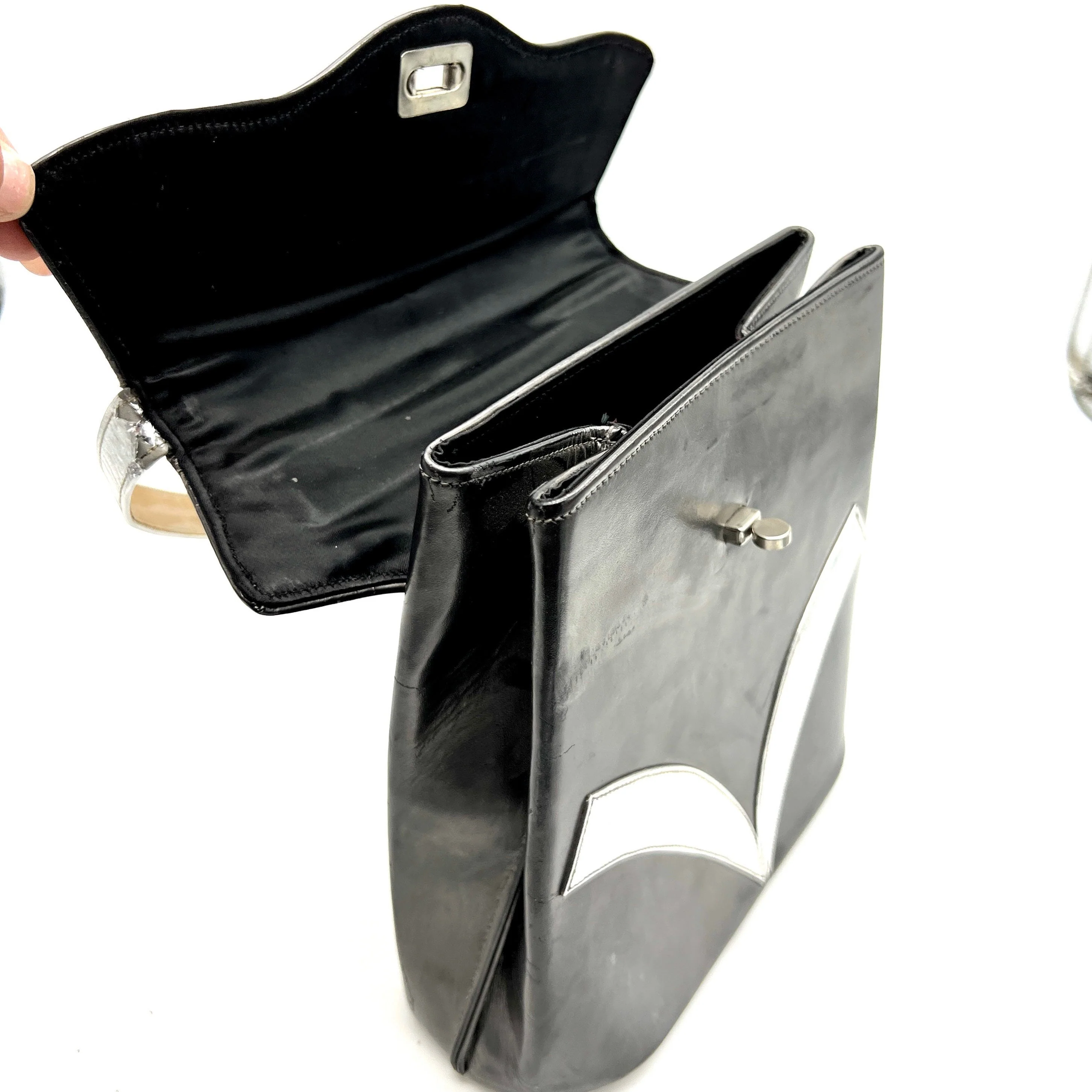 Vintage 60s Black and Silver Mod Handbag by Olympic Creations - Image 4