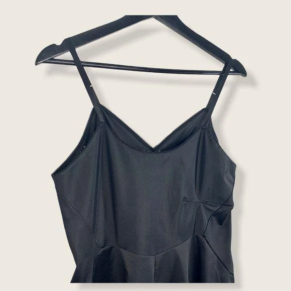 Vintage 60s Black Nylon Slip Medium by Van Raalte - Image 5