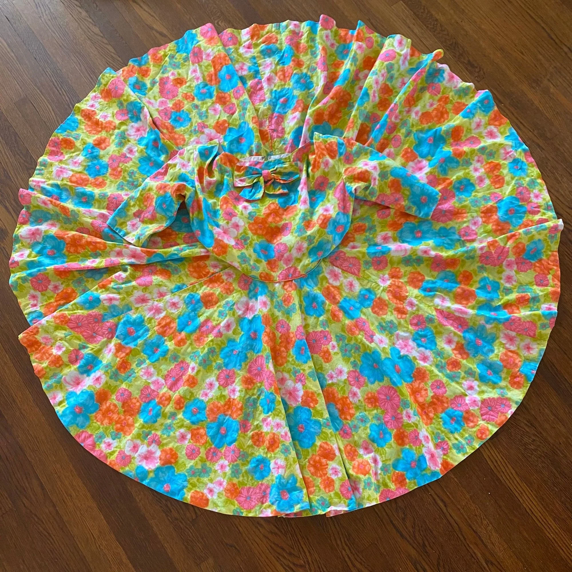 Vintage 60s Bright Floral Dress by  Melendrez of Pearl’s Creations - Image 7