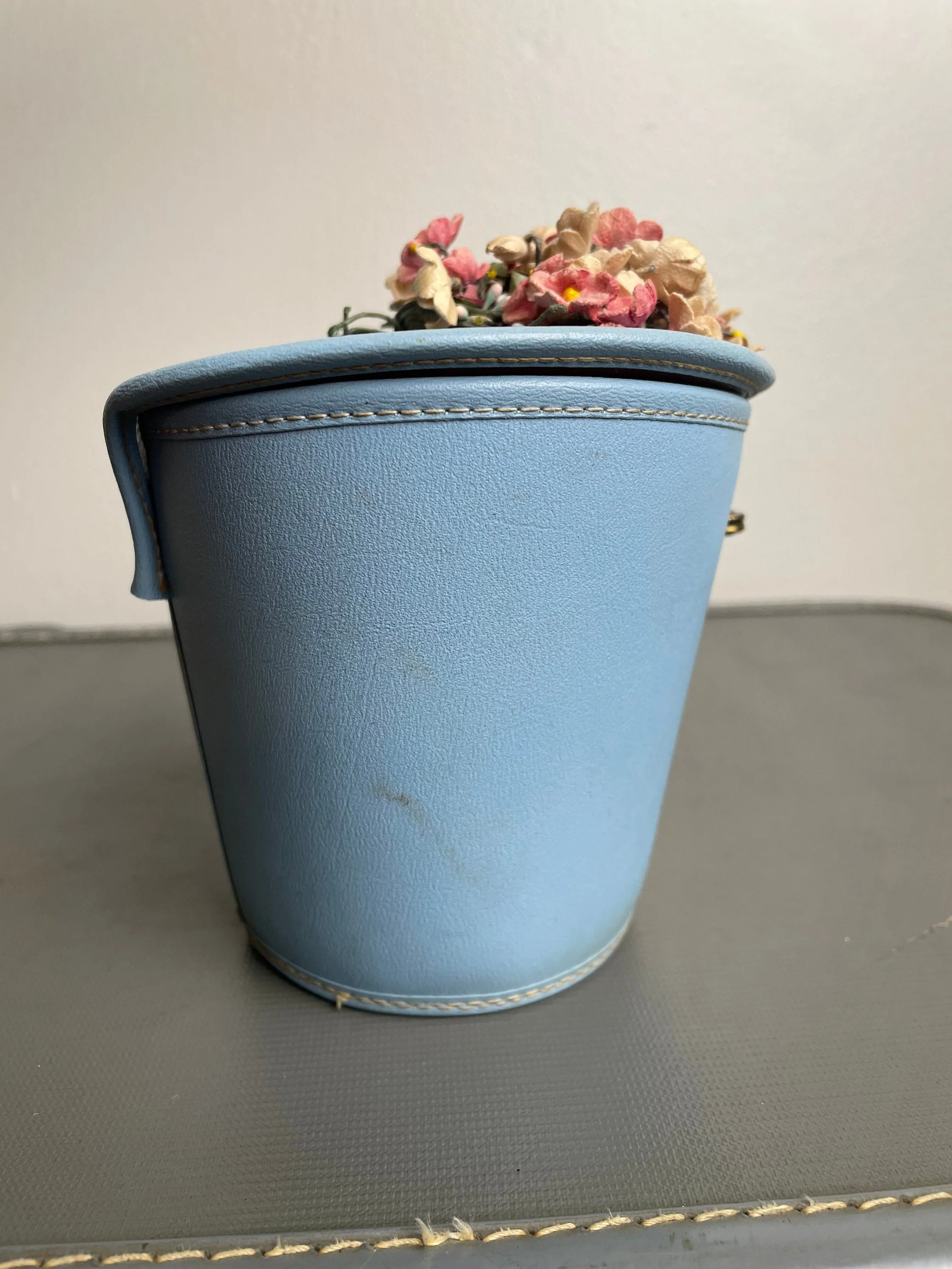 Vintage 60s Clutch Purse Handbag Light Blue Floral Small Flowers - Image 3